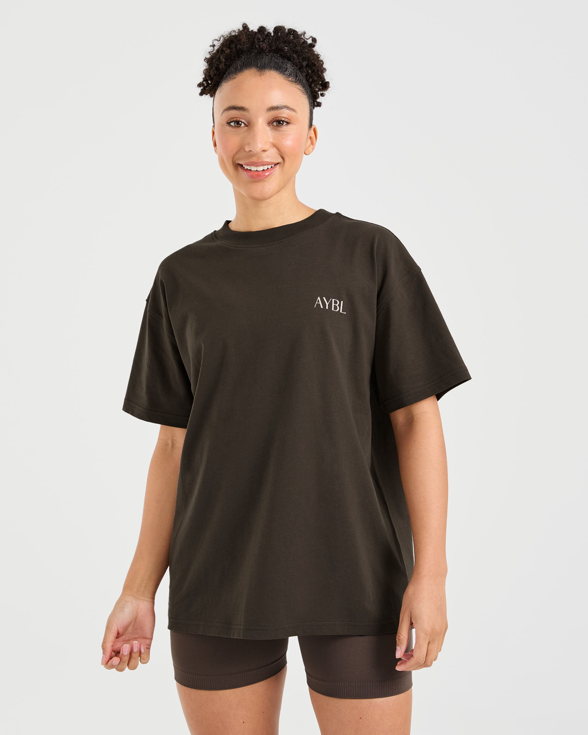Camiseta Oversized Strength Club - Marrón