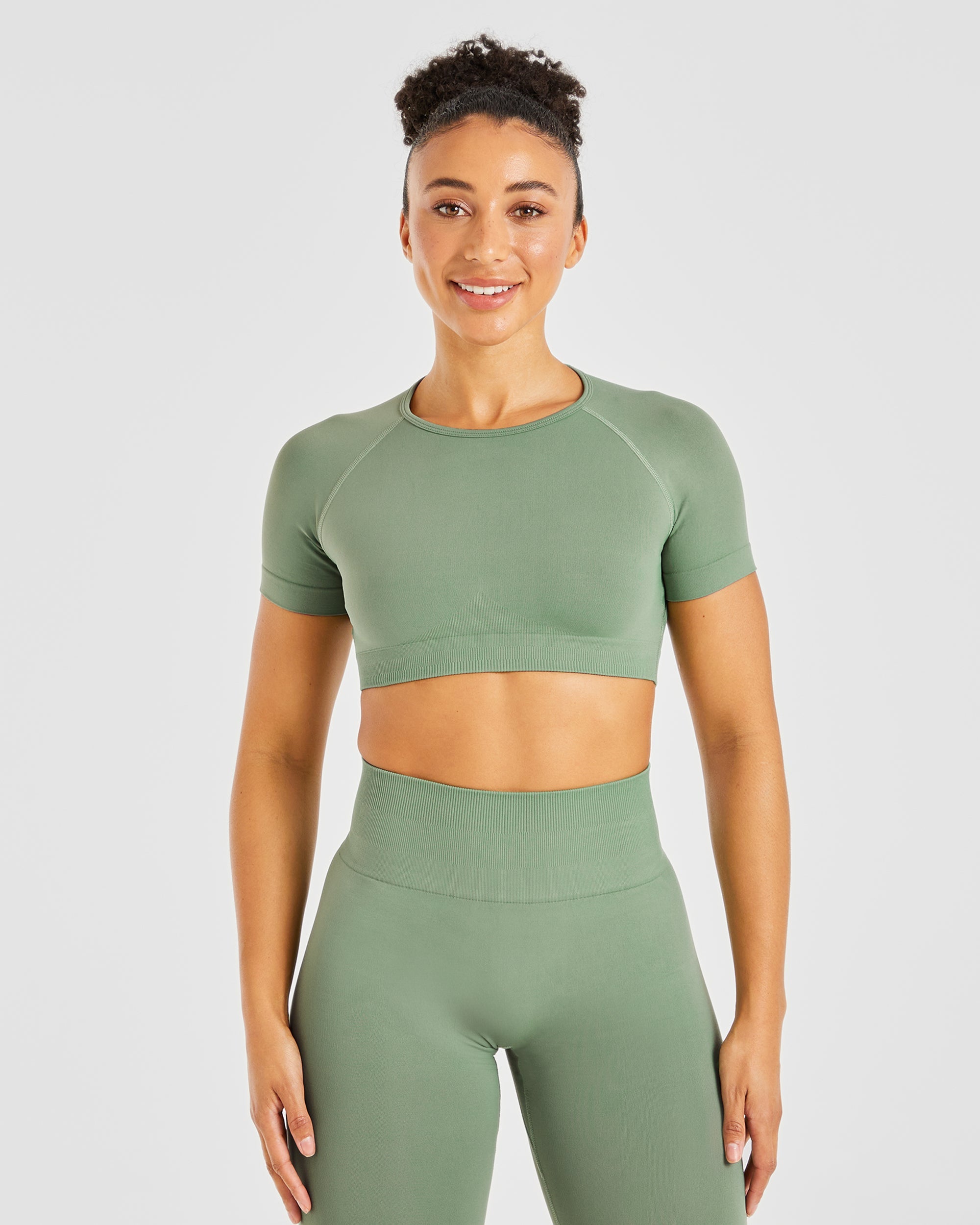 Crop Top Sin Costuras Power - Oliva