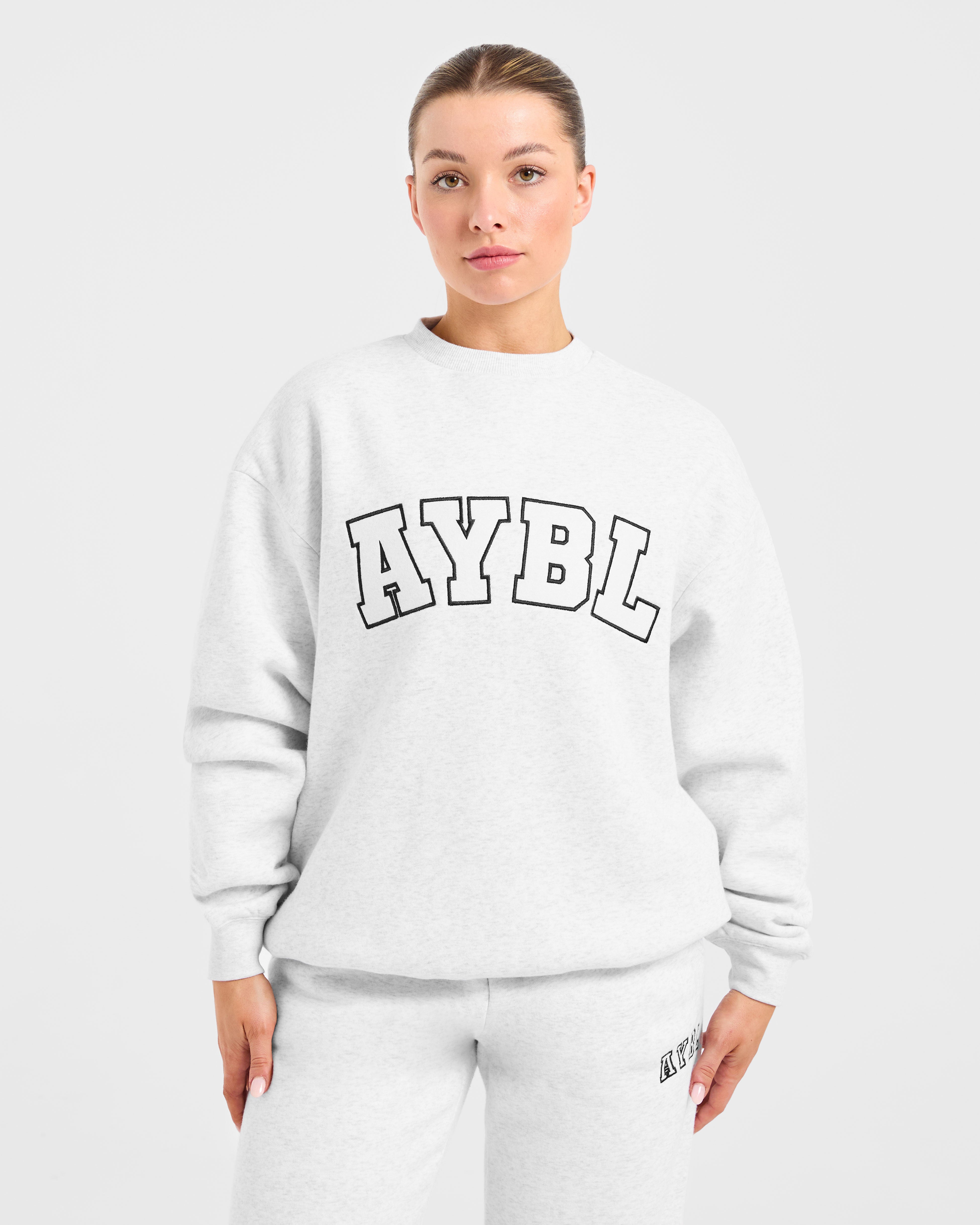 Sudadera Oversized Varsity 2.0 - Gris Líquido
