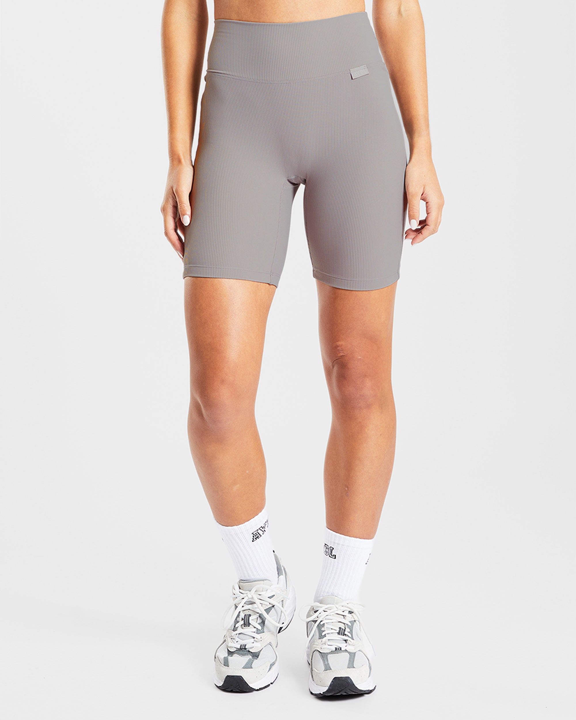 Pantalones cortos de ciclismo con ribete escultórico - Gris niebla