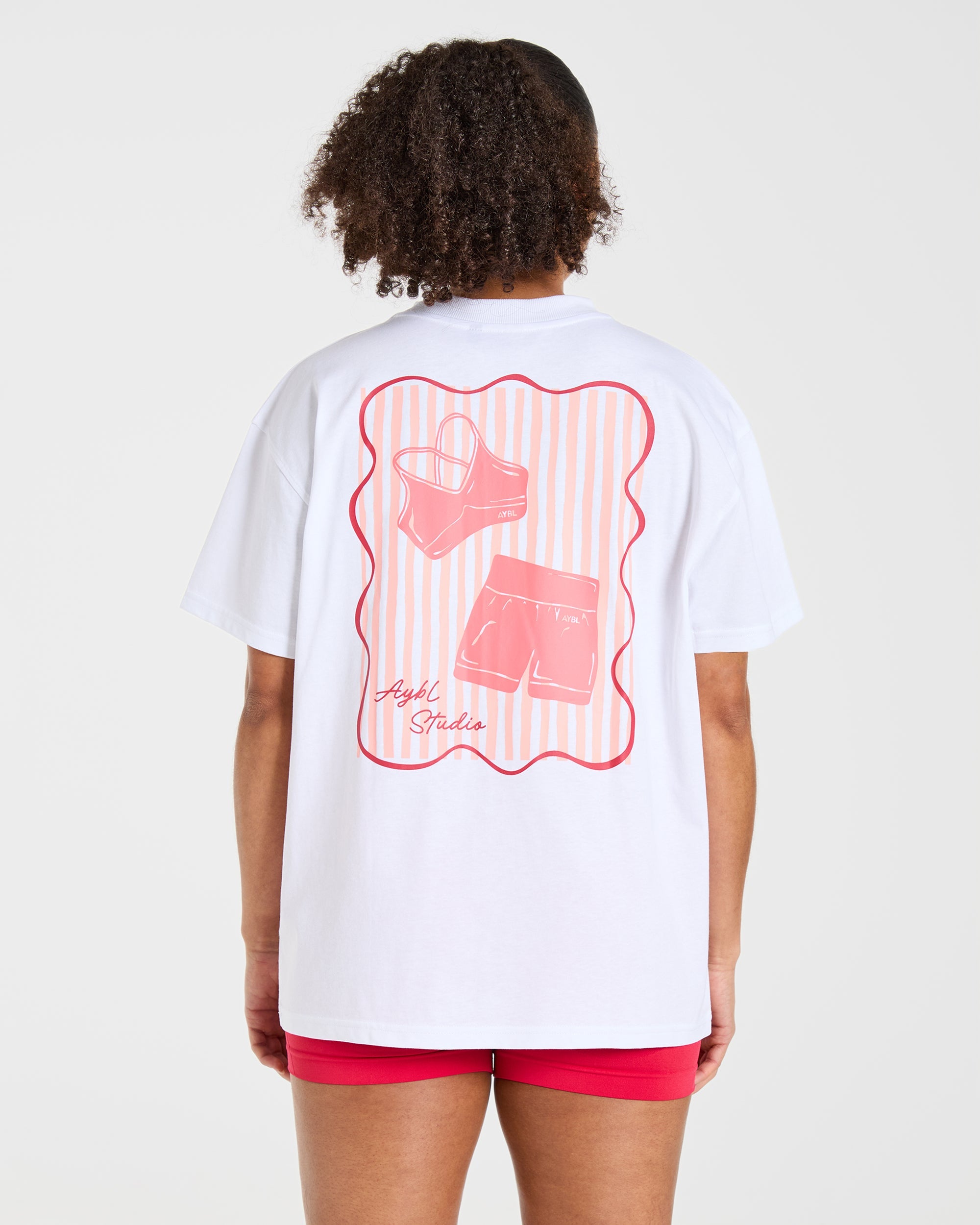 Camiseta Oversized de AYBL Studio - Blanco