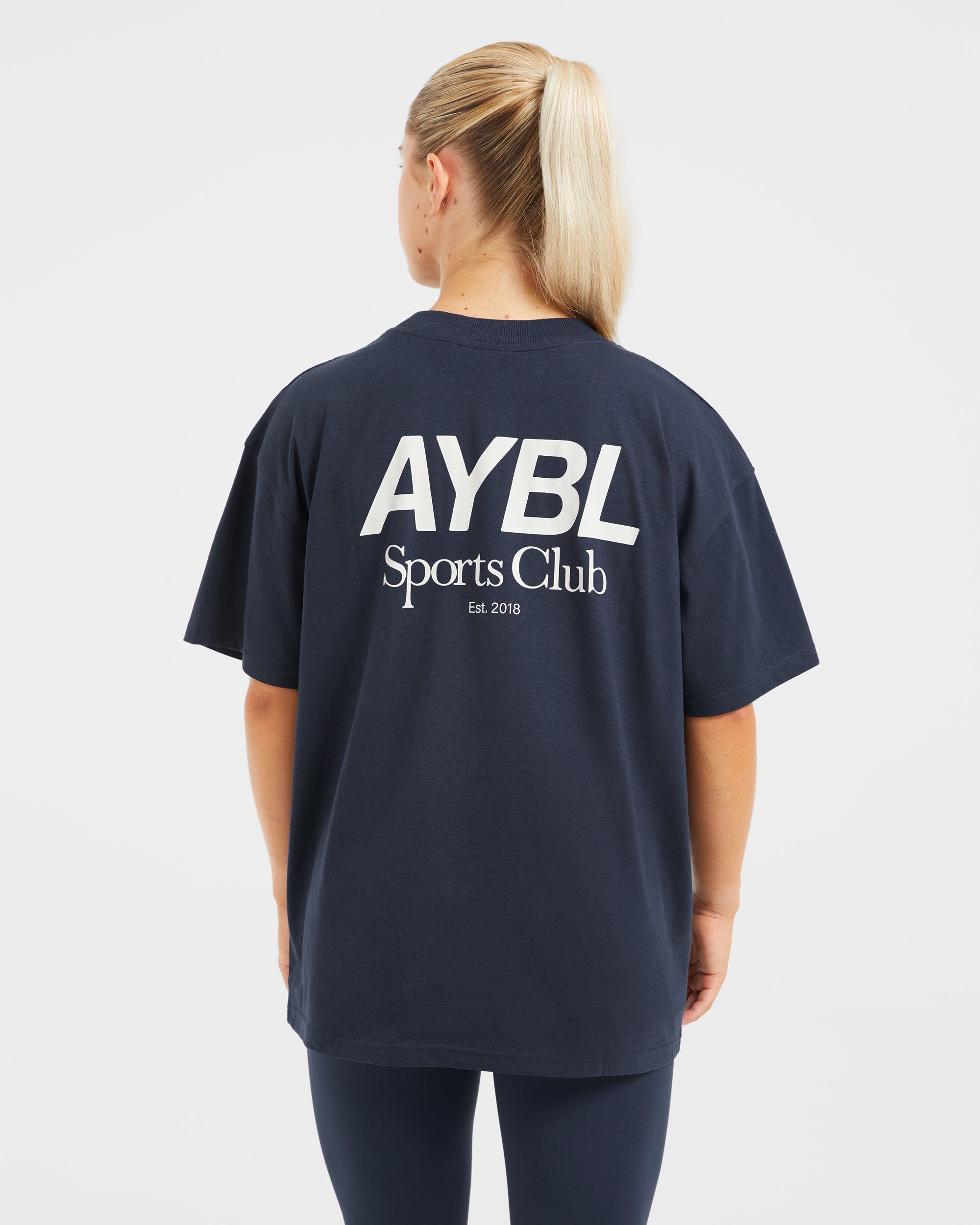 Camiseta Oversized del Club Deportivo AYBL - Azul marino/Blanco