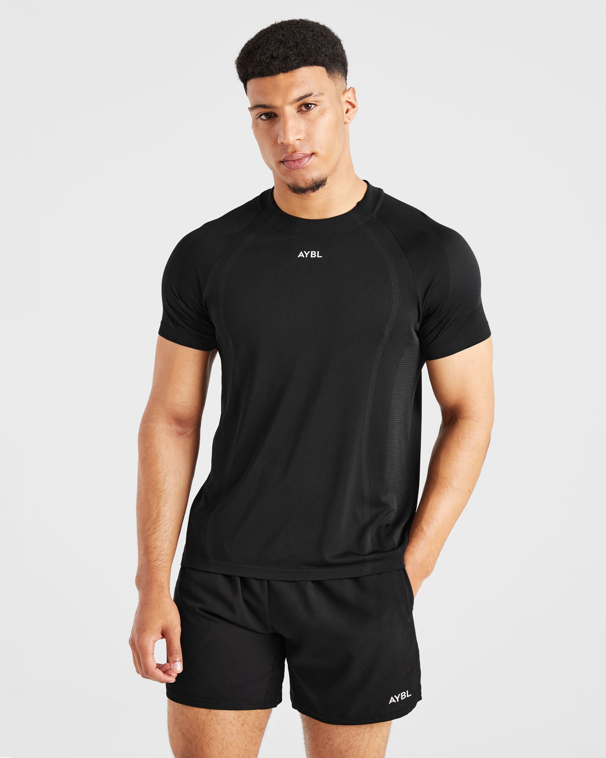 Camiseta sin costuras Attain - Negro
