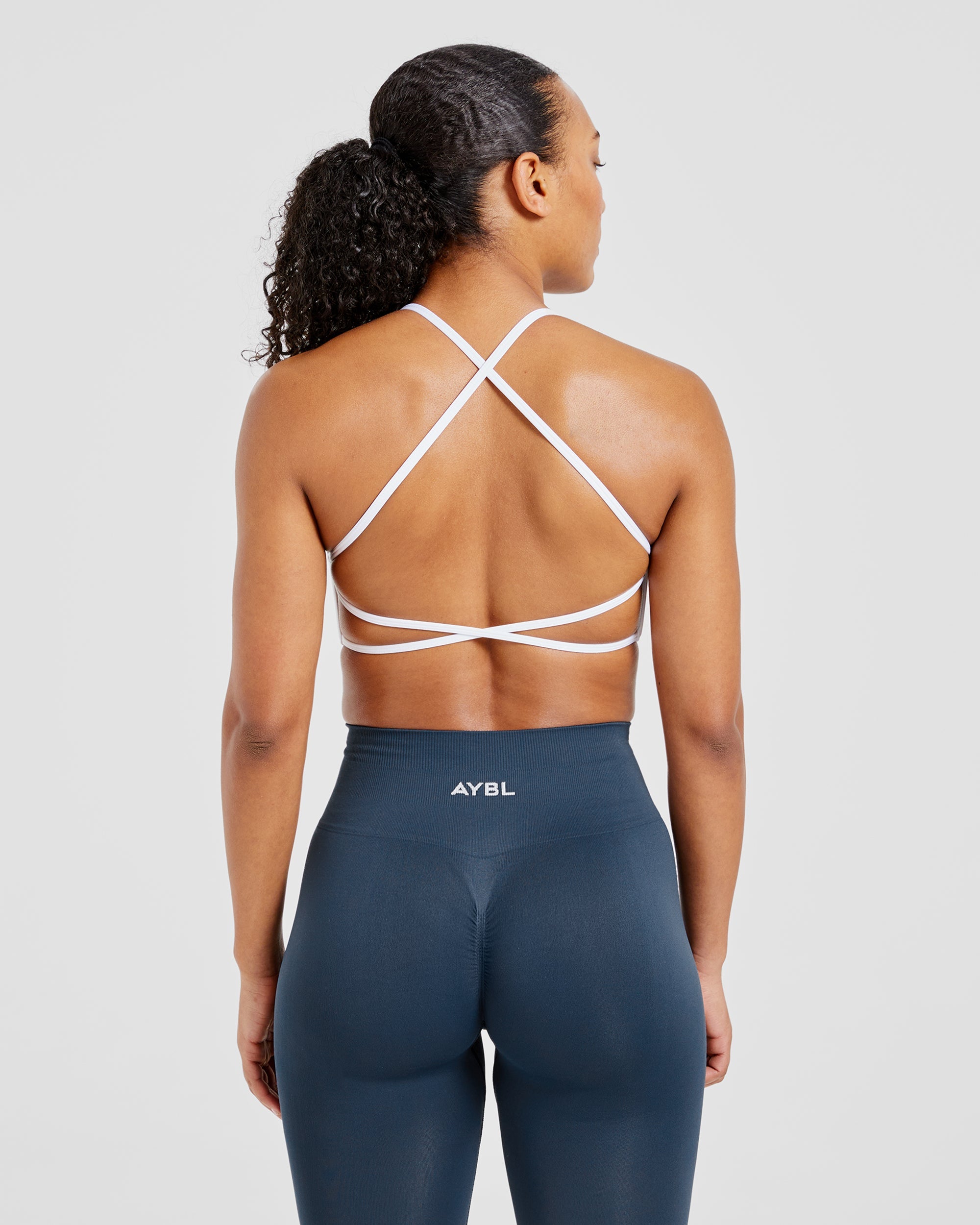 Essential Crossback Sports Bra - Blanco