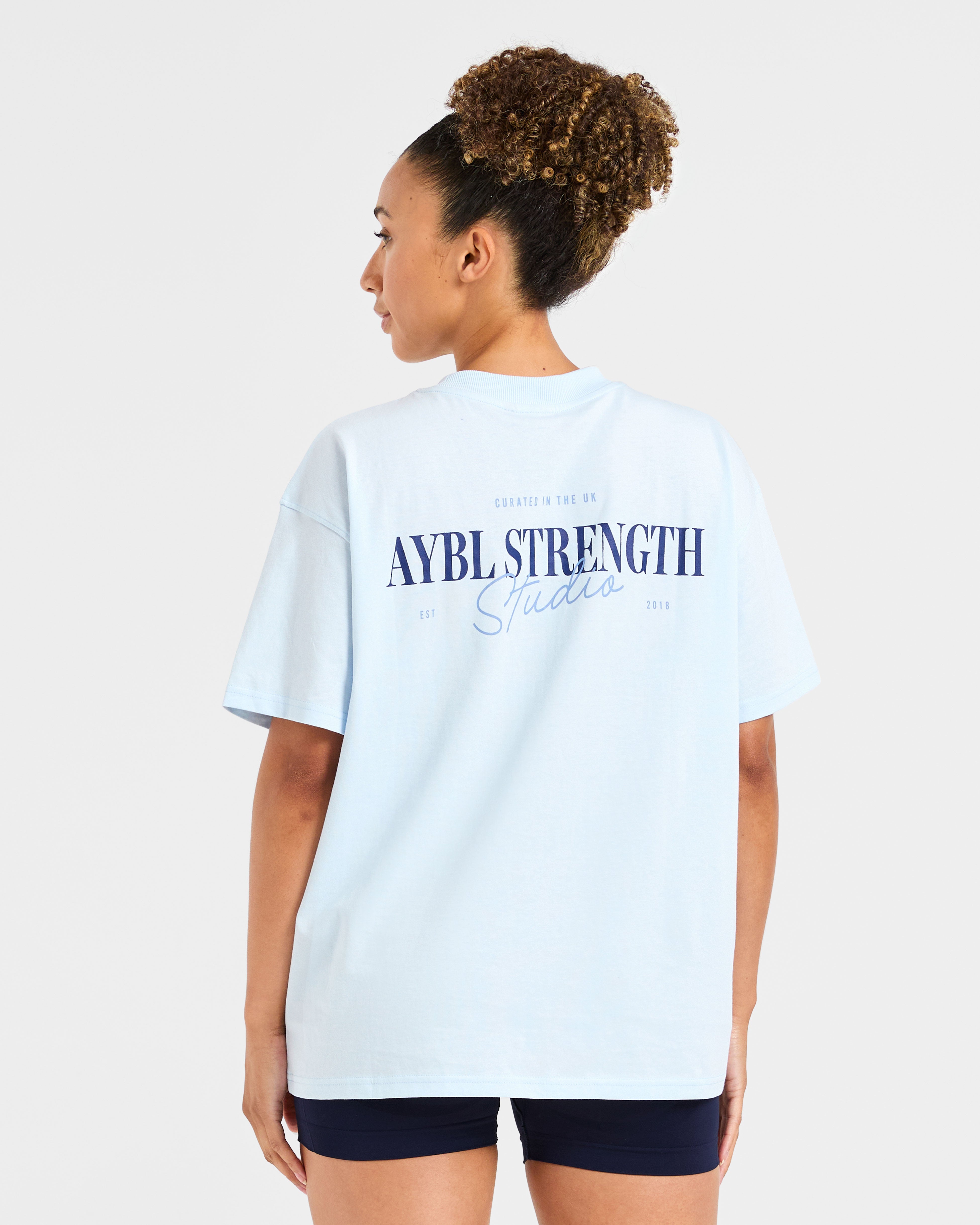 Camiseta Oversized AYBL Strength Studio - Azul