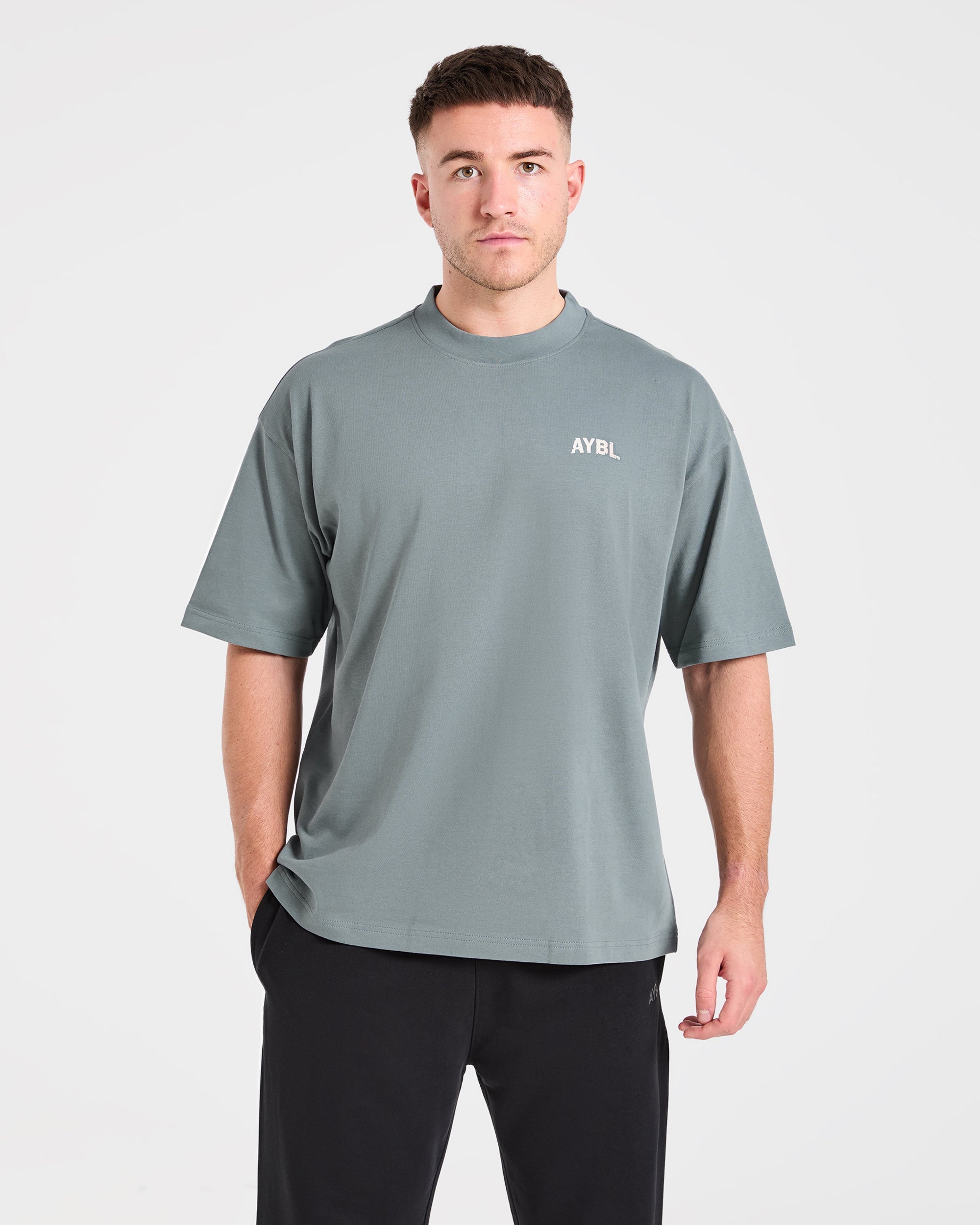 Camiseta Oversized de División de Fuerza - Gris Plomo