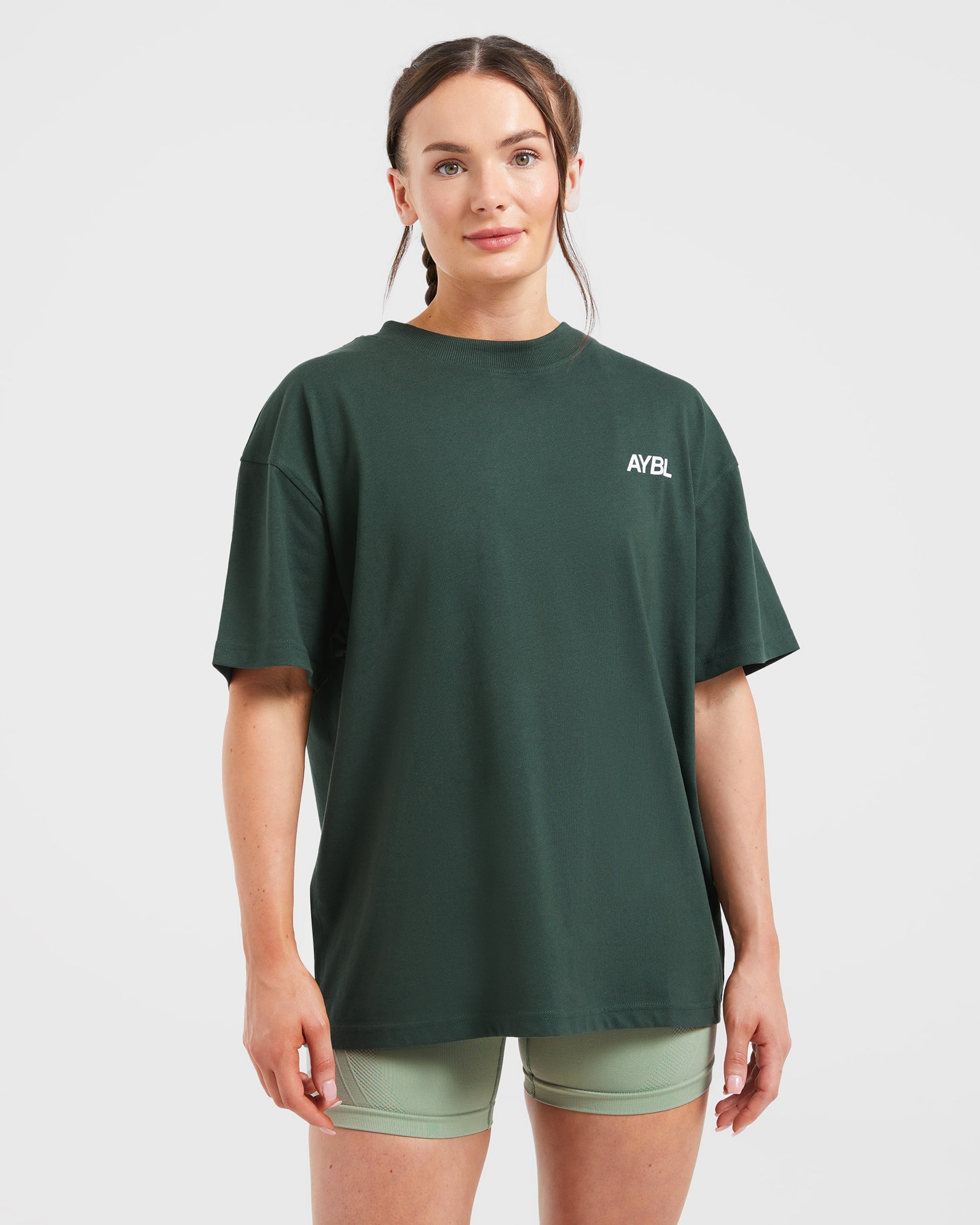 Camiseta Oversized del Club Deportivo AYBL - Verde Bosque
