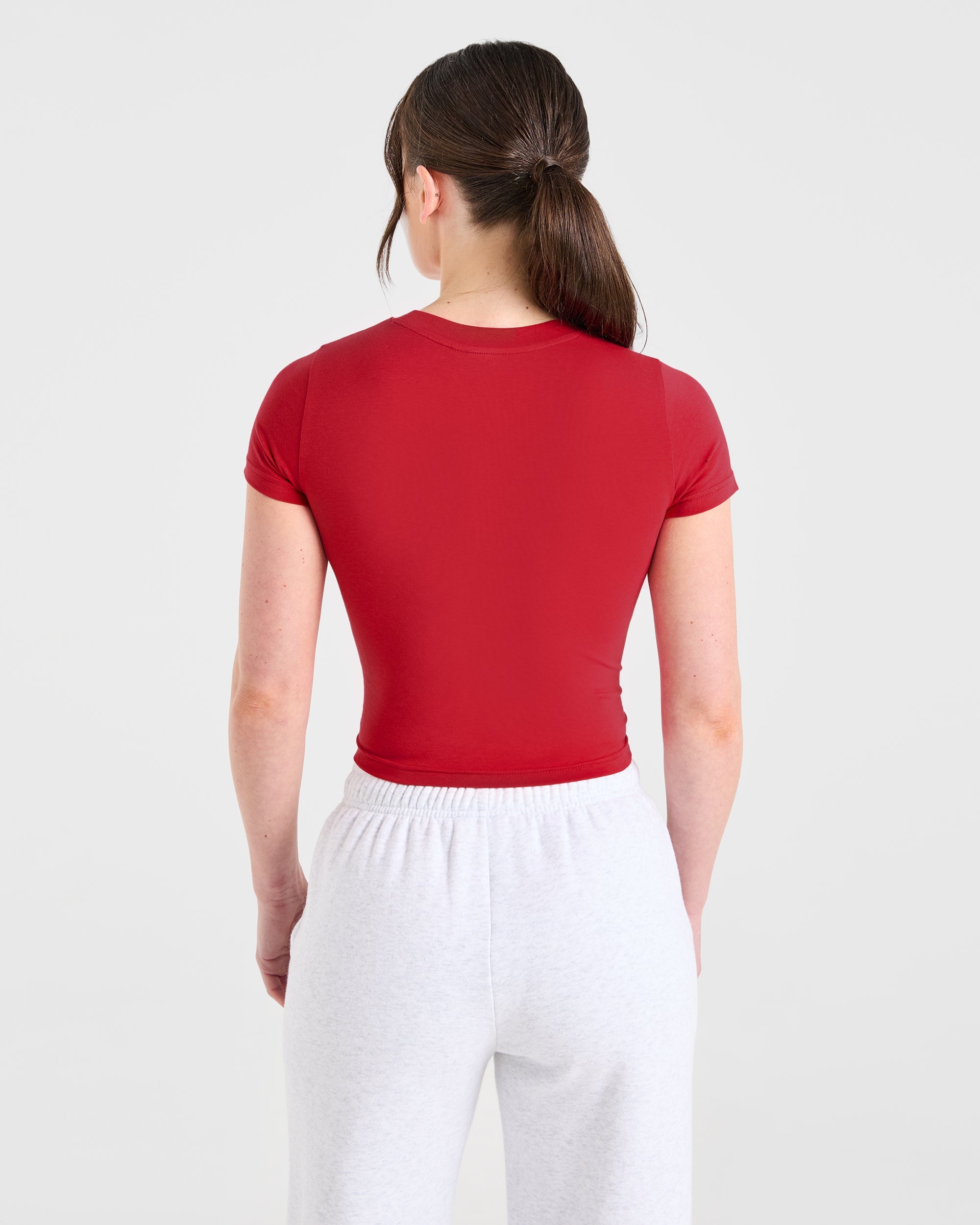 Just a Gym Girl Baby Tee - Rojo