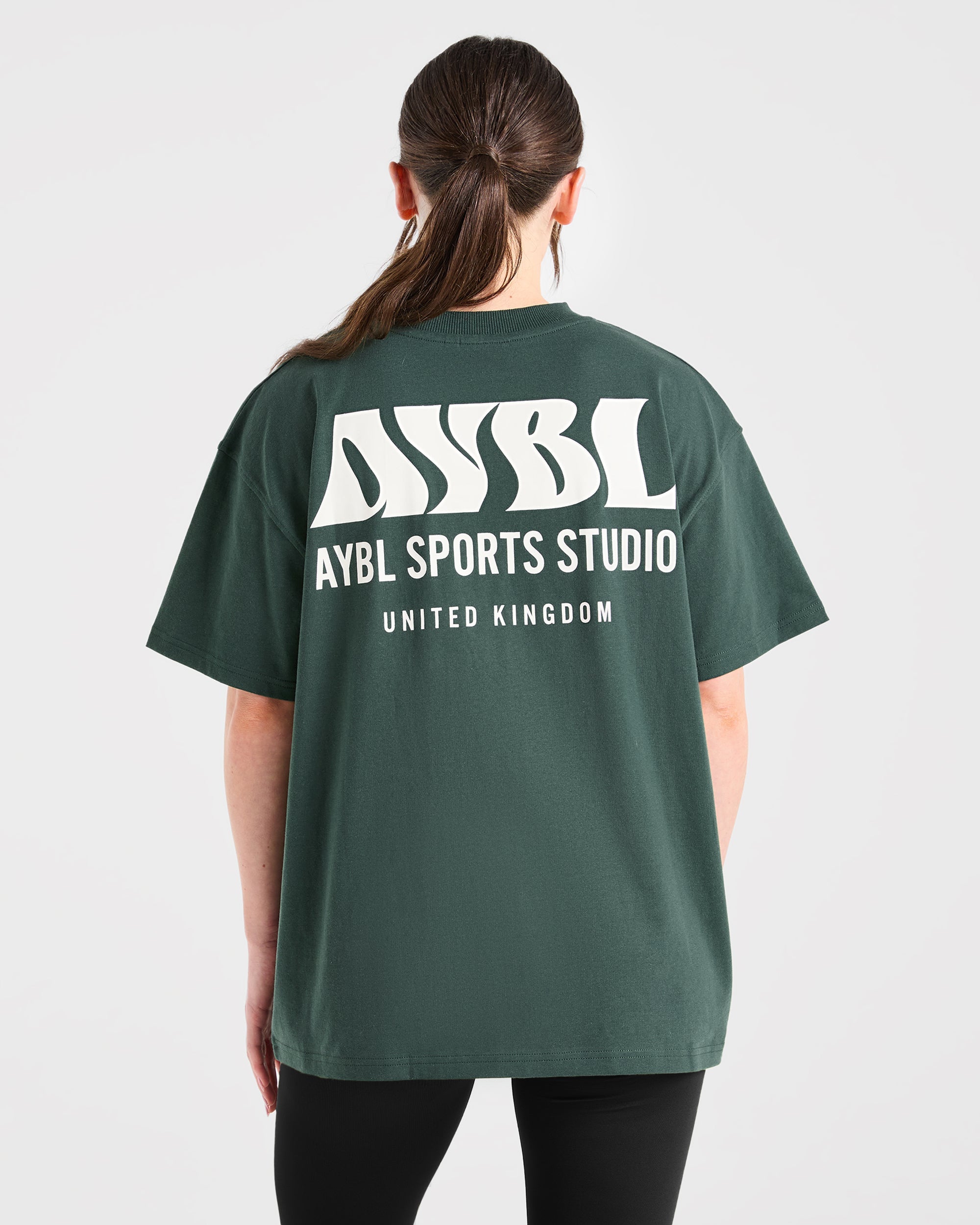 Camiseta Oversized de AYBL Sports Studio - Verde Bosque