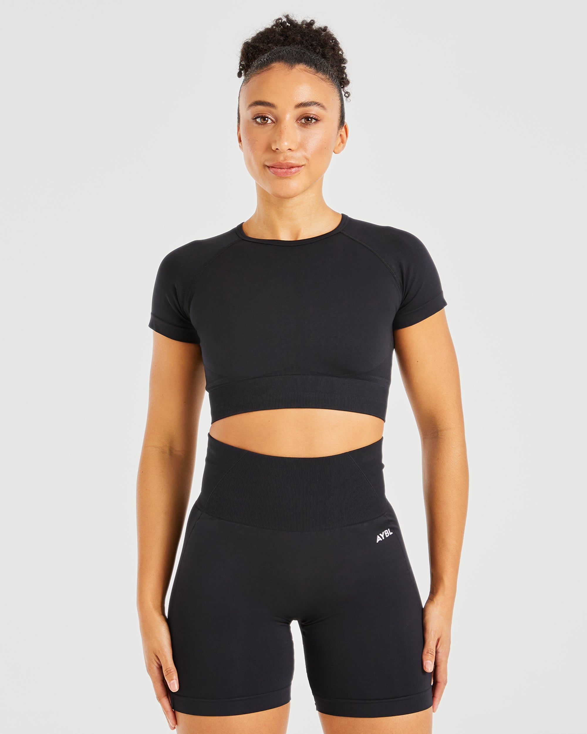 Crop Top Sin Costuras Empower - Negro