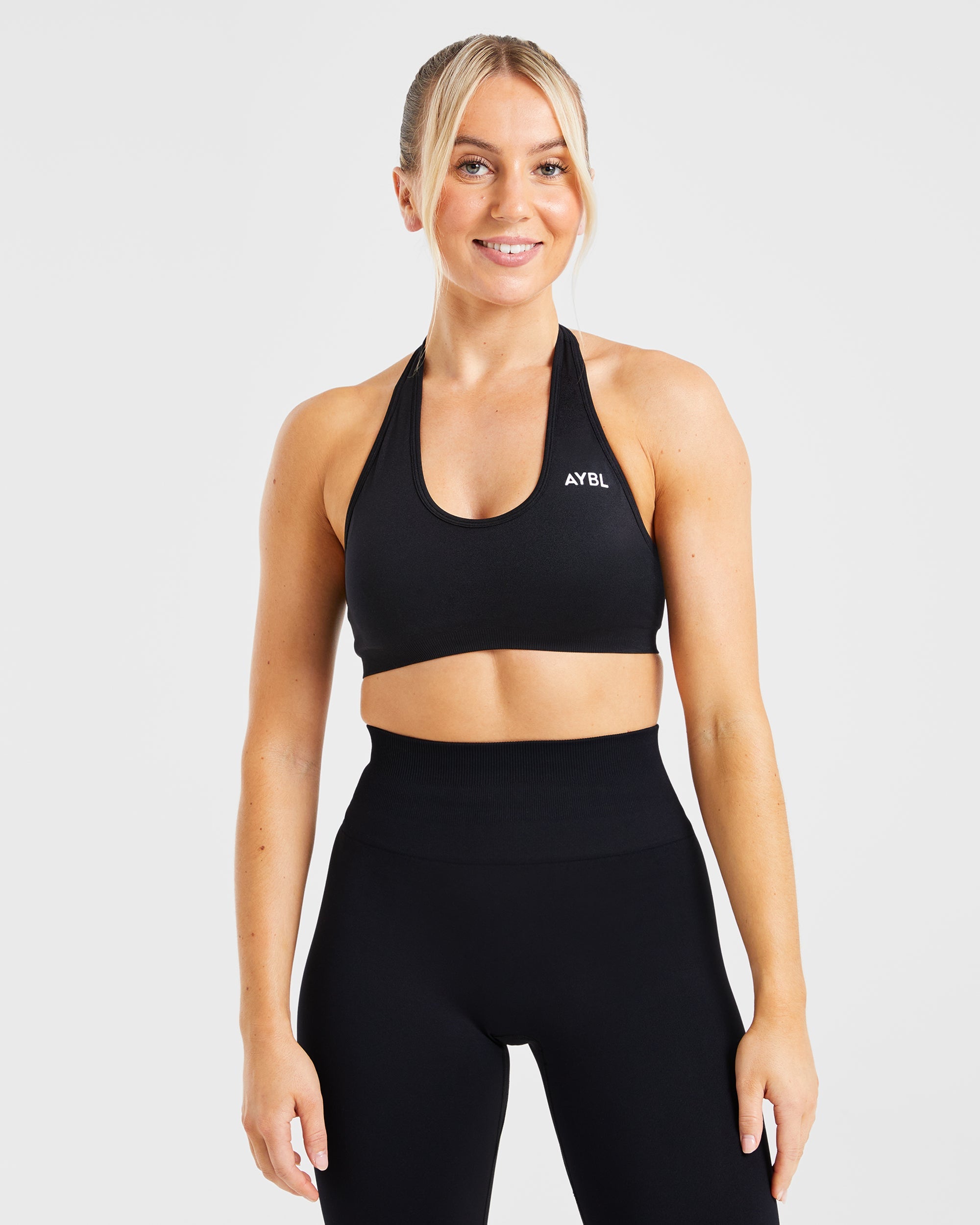 Sports Bra Sin Costuras de Cuello Halter Básico - Negro