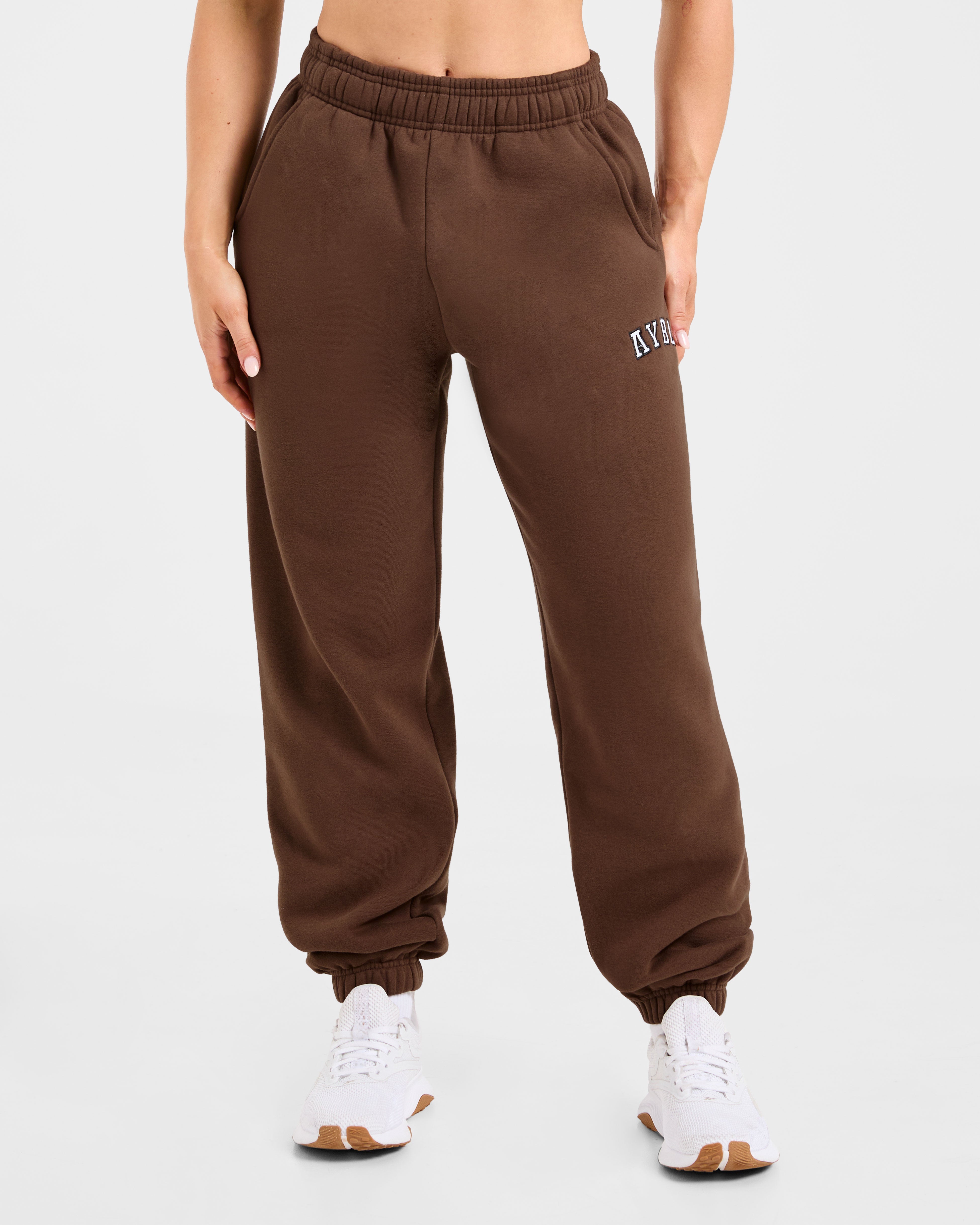 Pantalones Jogger Oversized Varsity 2.0 - Marrón