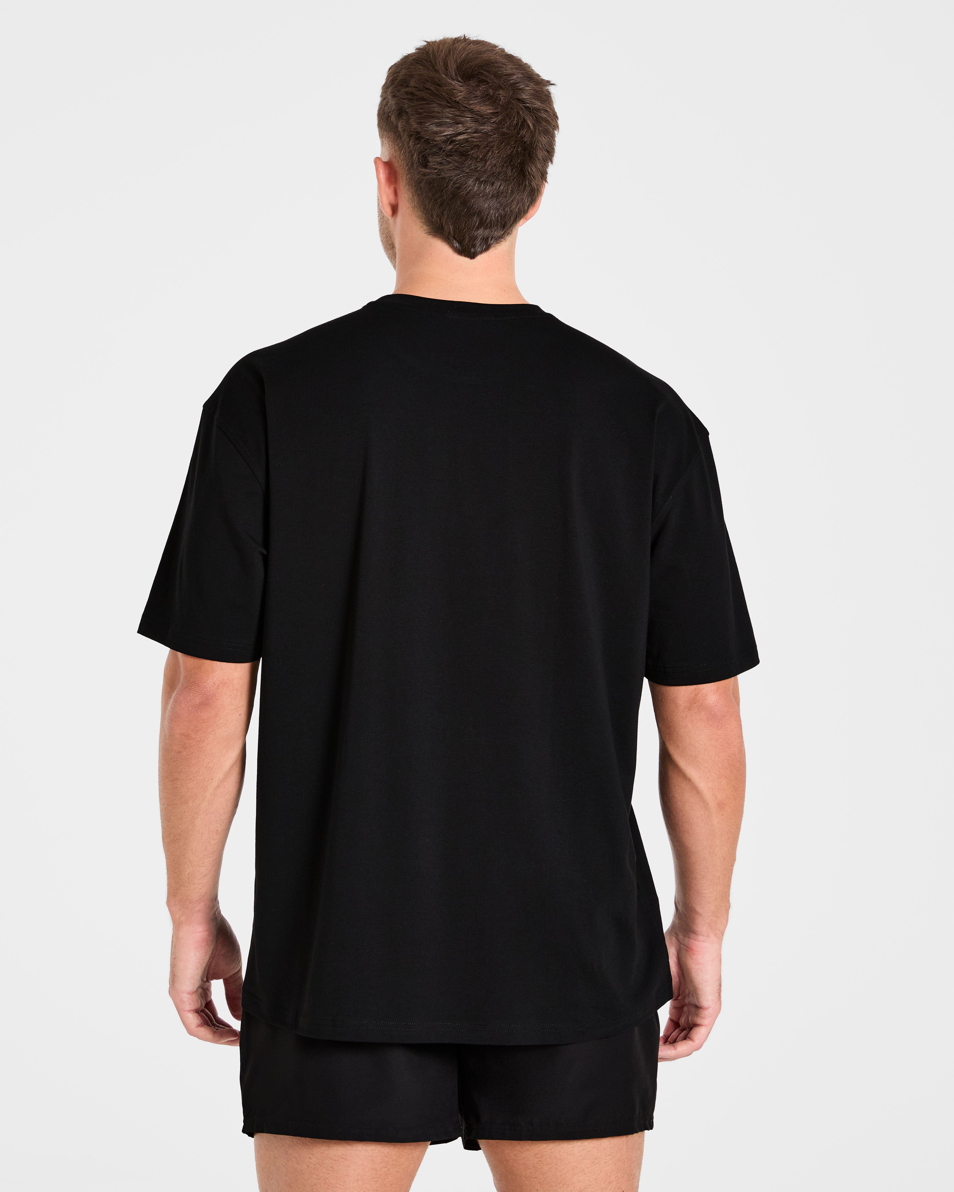Camiseta Oversized Force - Negro