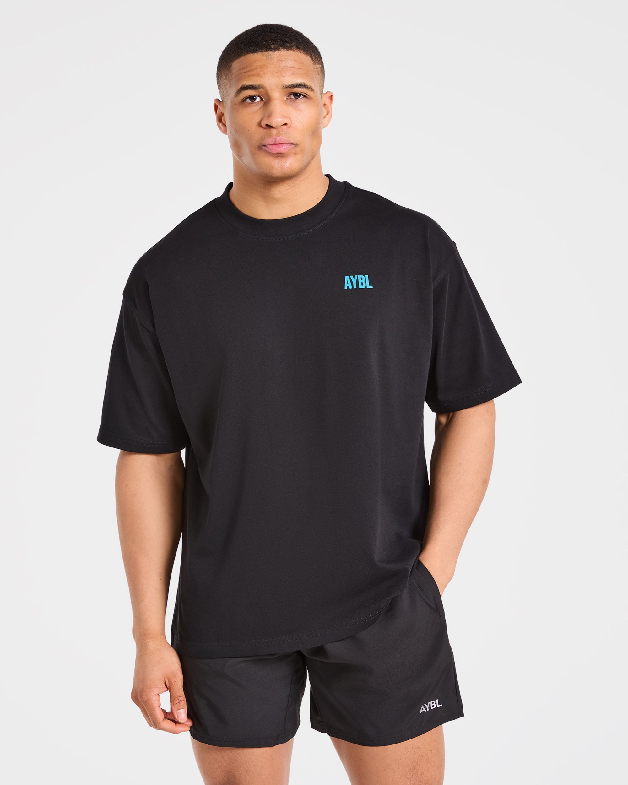 Camiseta Oversized de Hierro AYBL - Negro