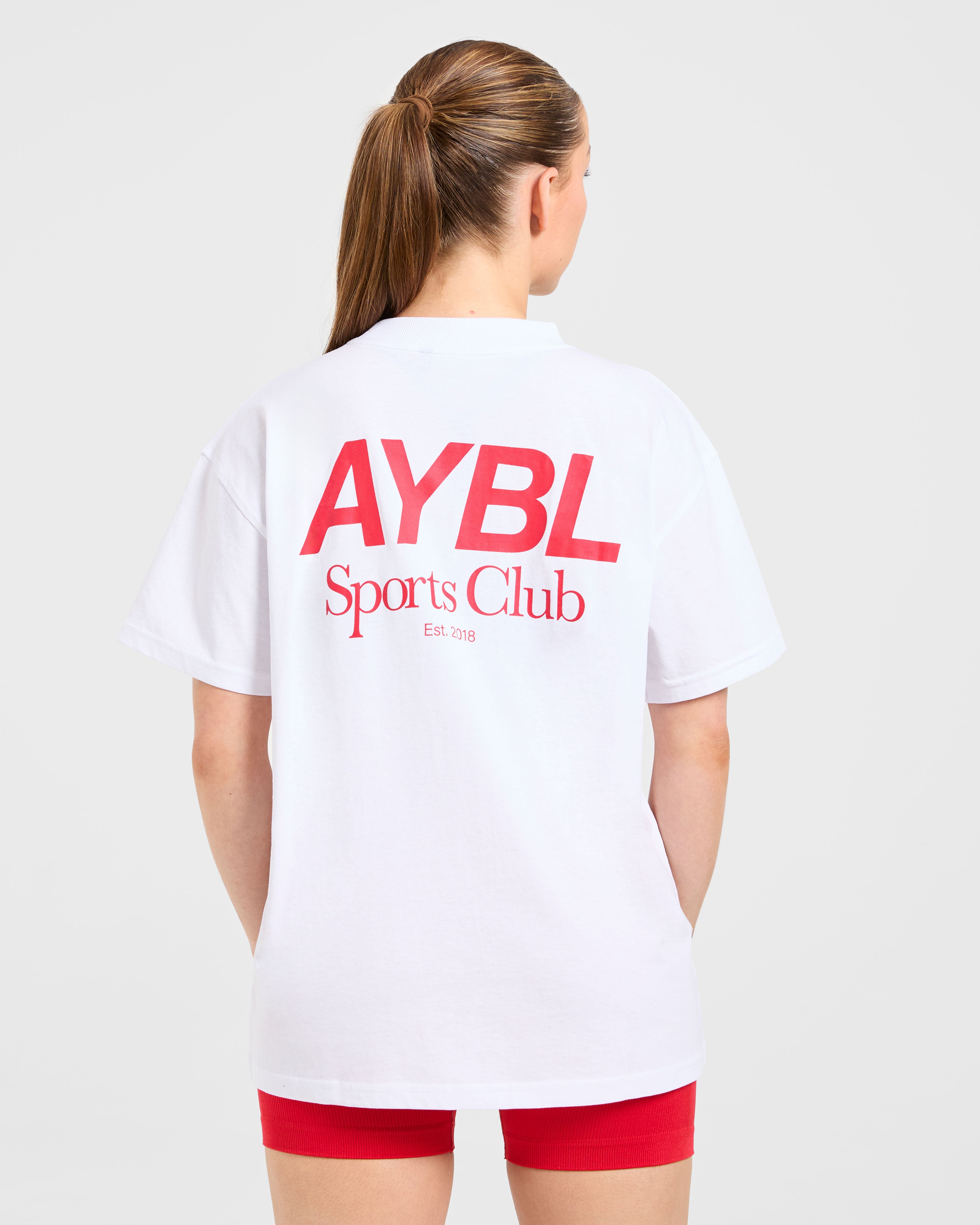Camiseta Oversized del Club Deportivo AYBL - Blanco/rojo verdadero