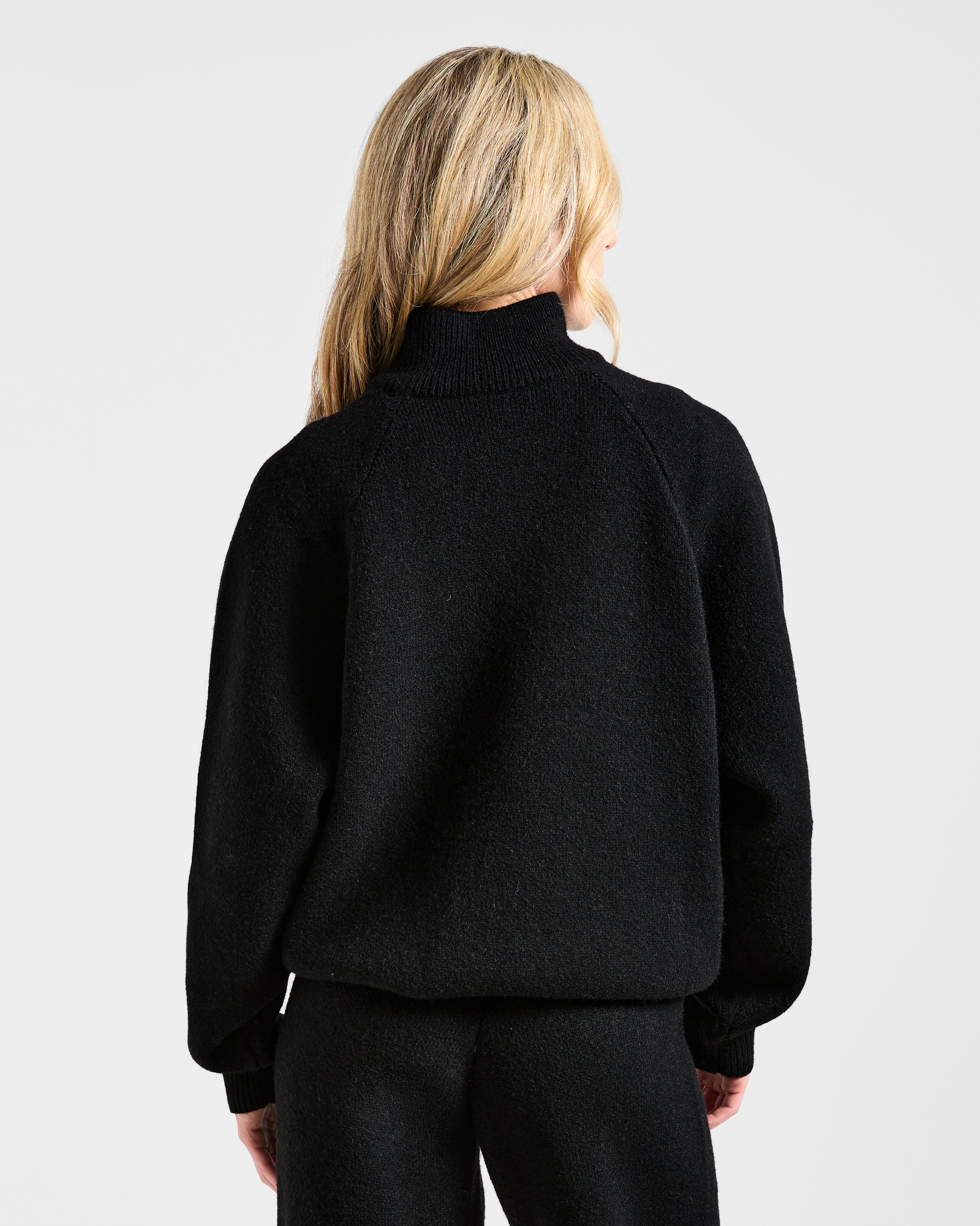 Suéter Oversized Suave de 1/4 Botón - Negro