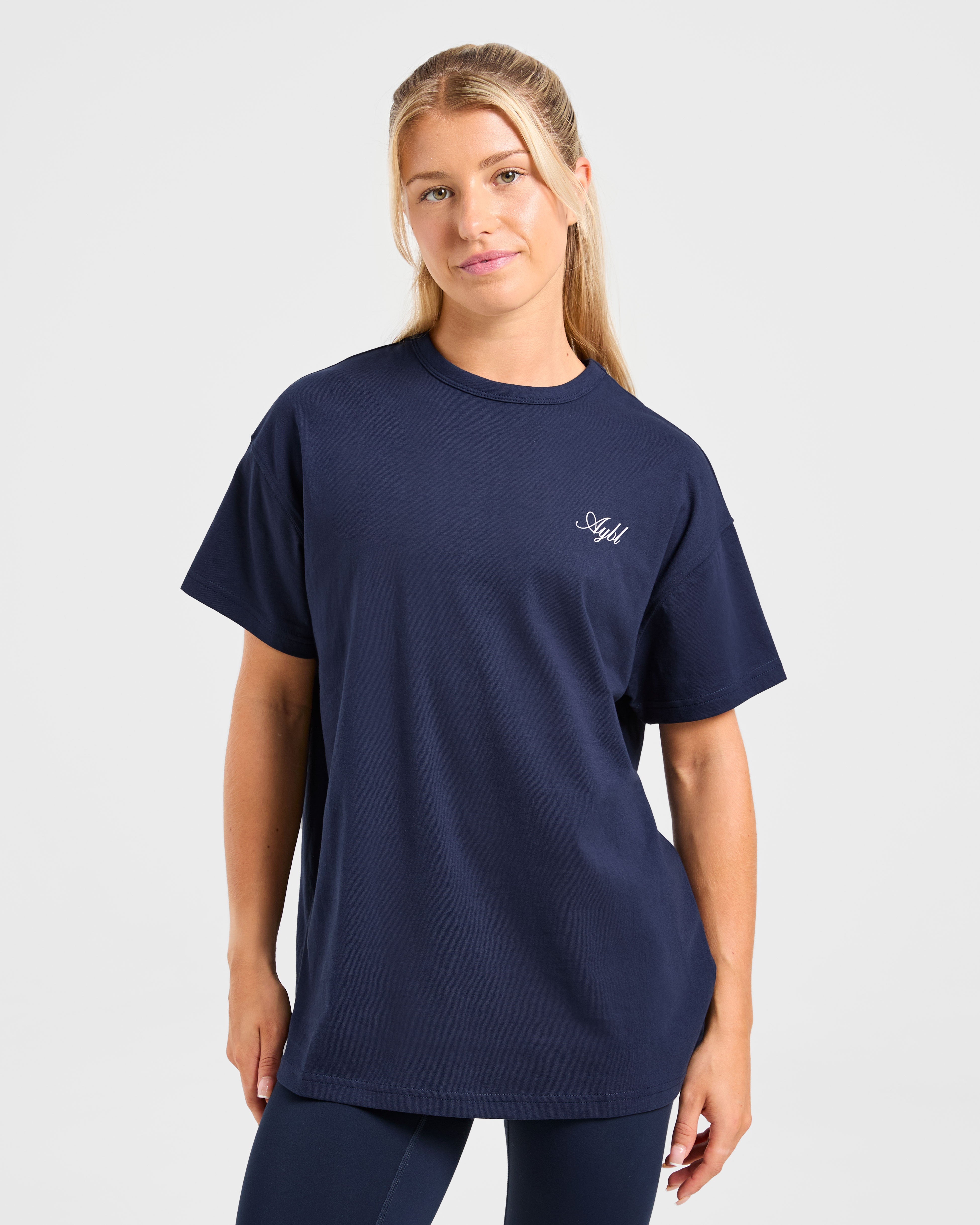 Camiseta Oversized del Departamento Deportivo de Atletismo - Azul Marino