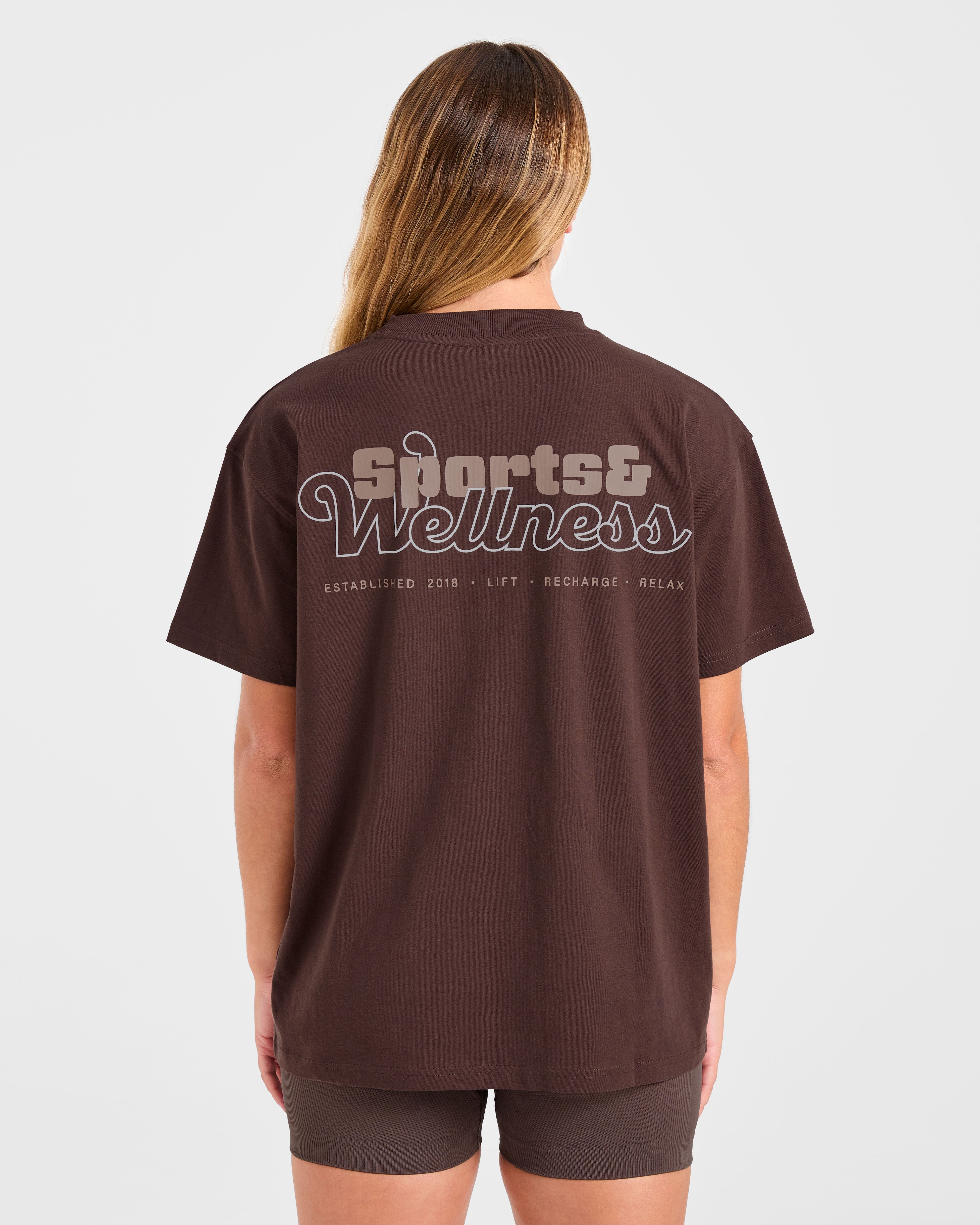 Camiseta Oversized de Bienestar Deportivo - Marrón