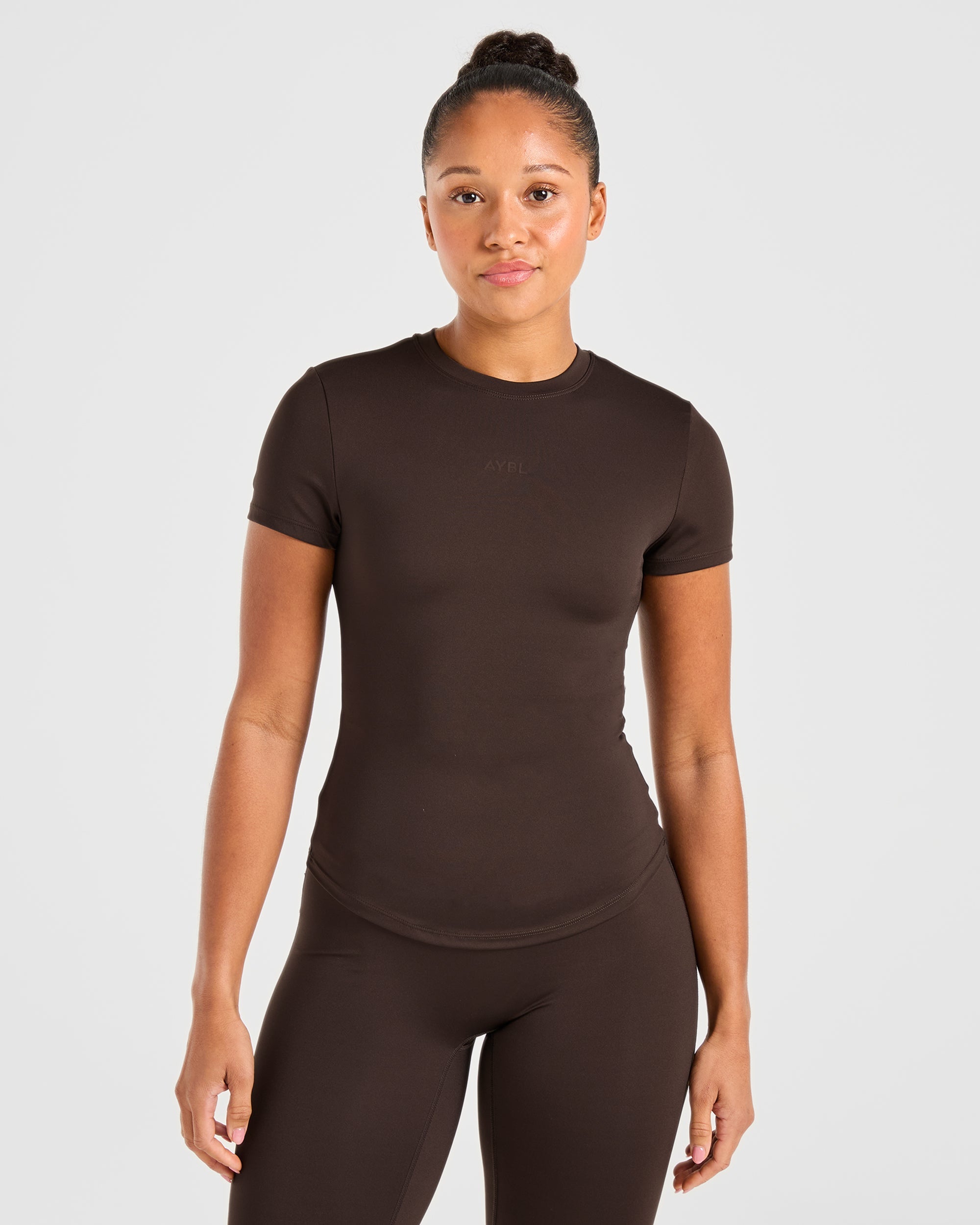 Camiseta Sculpt - Marrón Cacao Profundo
