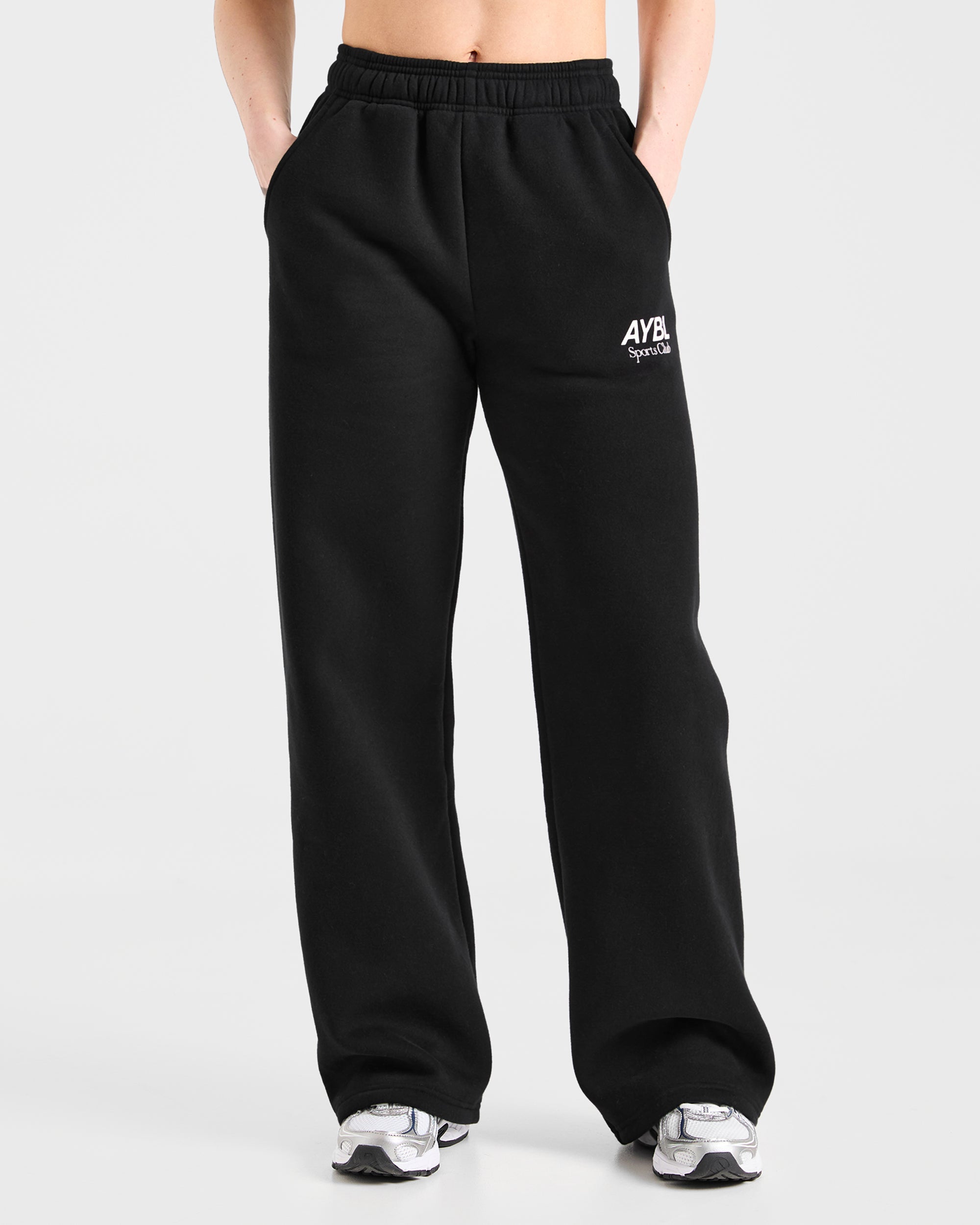 Pantalones Jogger Oversized de AYBL Sports Club - Negro/Blanco