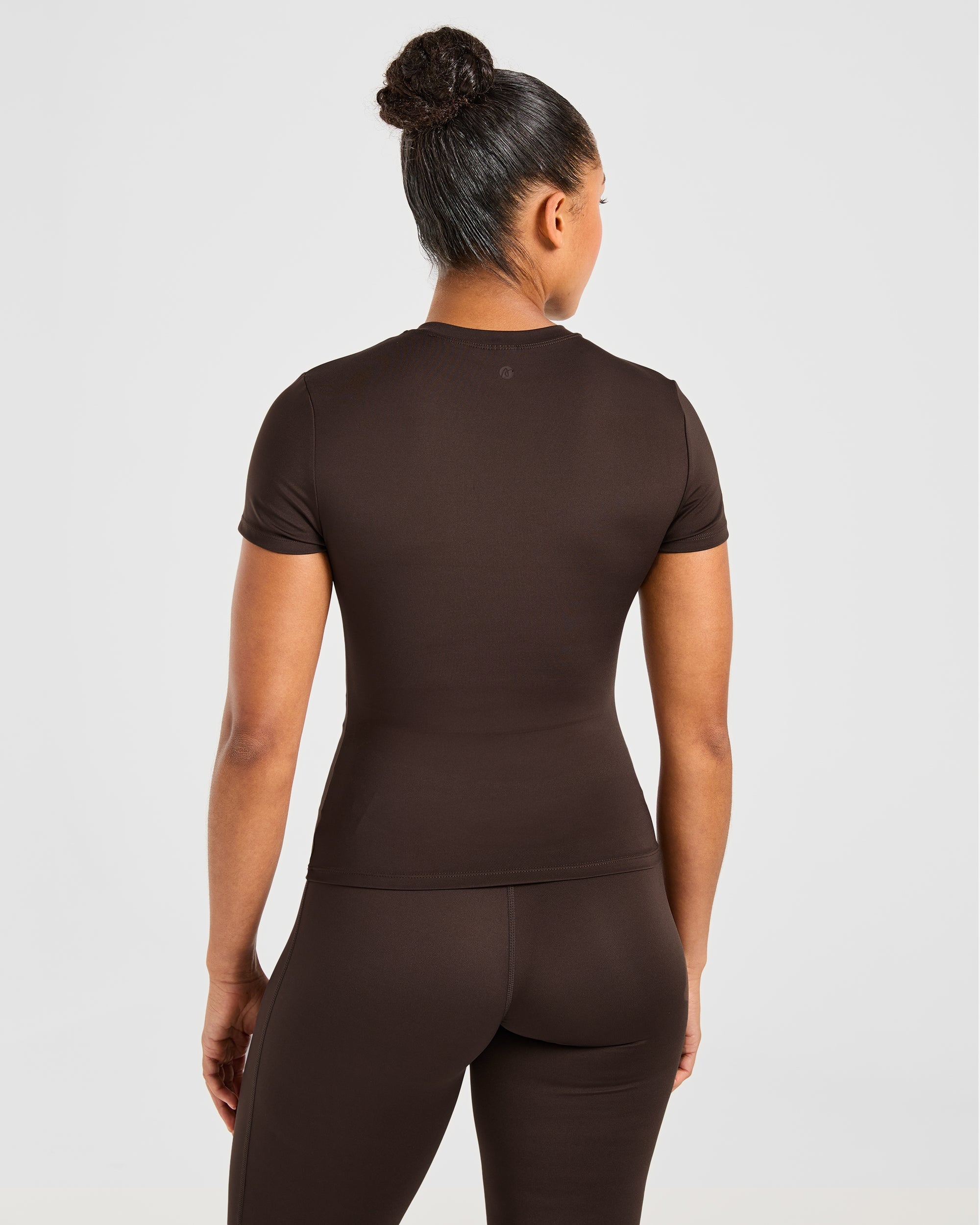 Camiseta Sculpt - Marrón Cacao Profundo