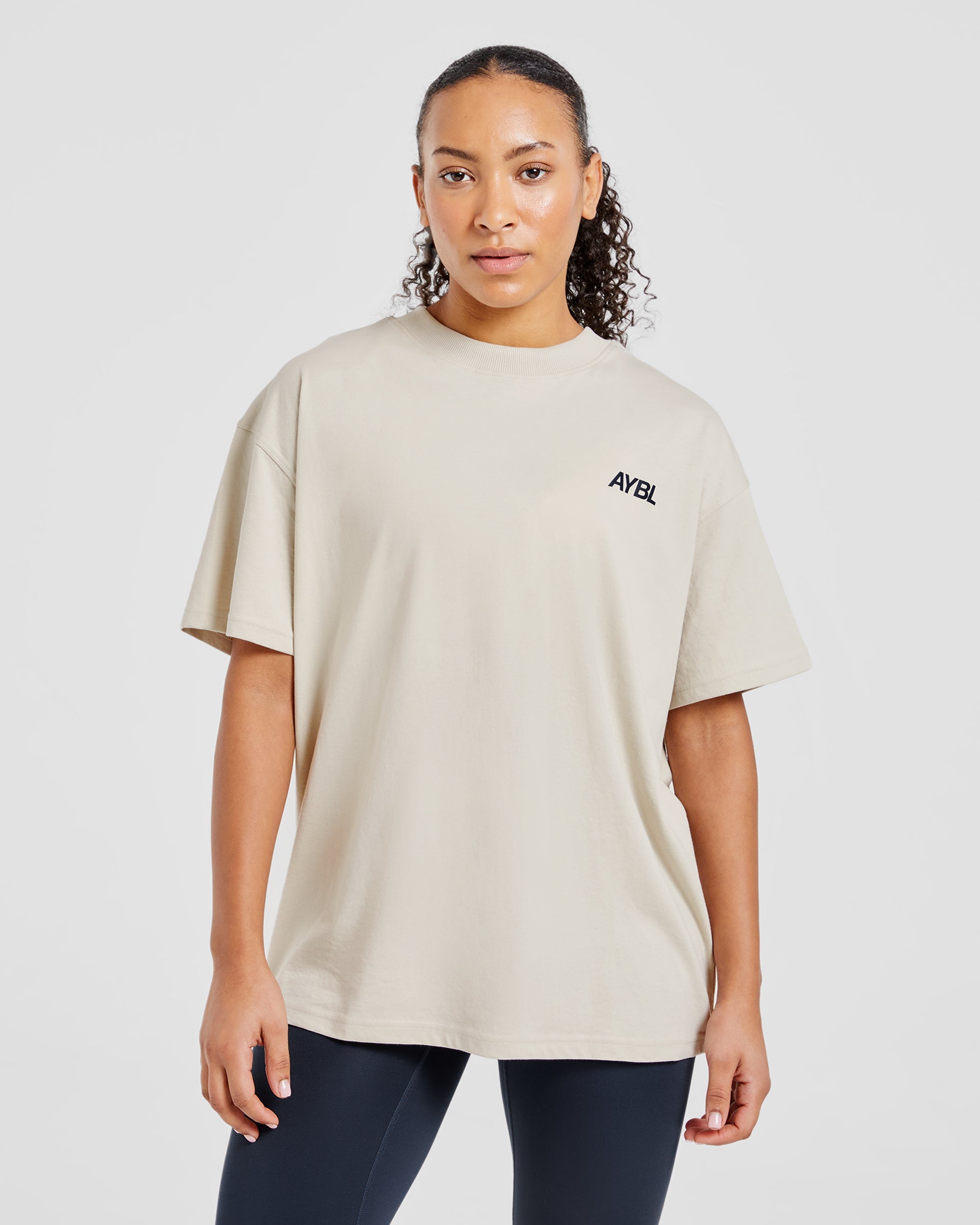Camiseta Oversized del Club Deportivo AYBL - Arena/Azul
