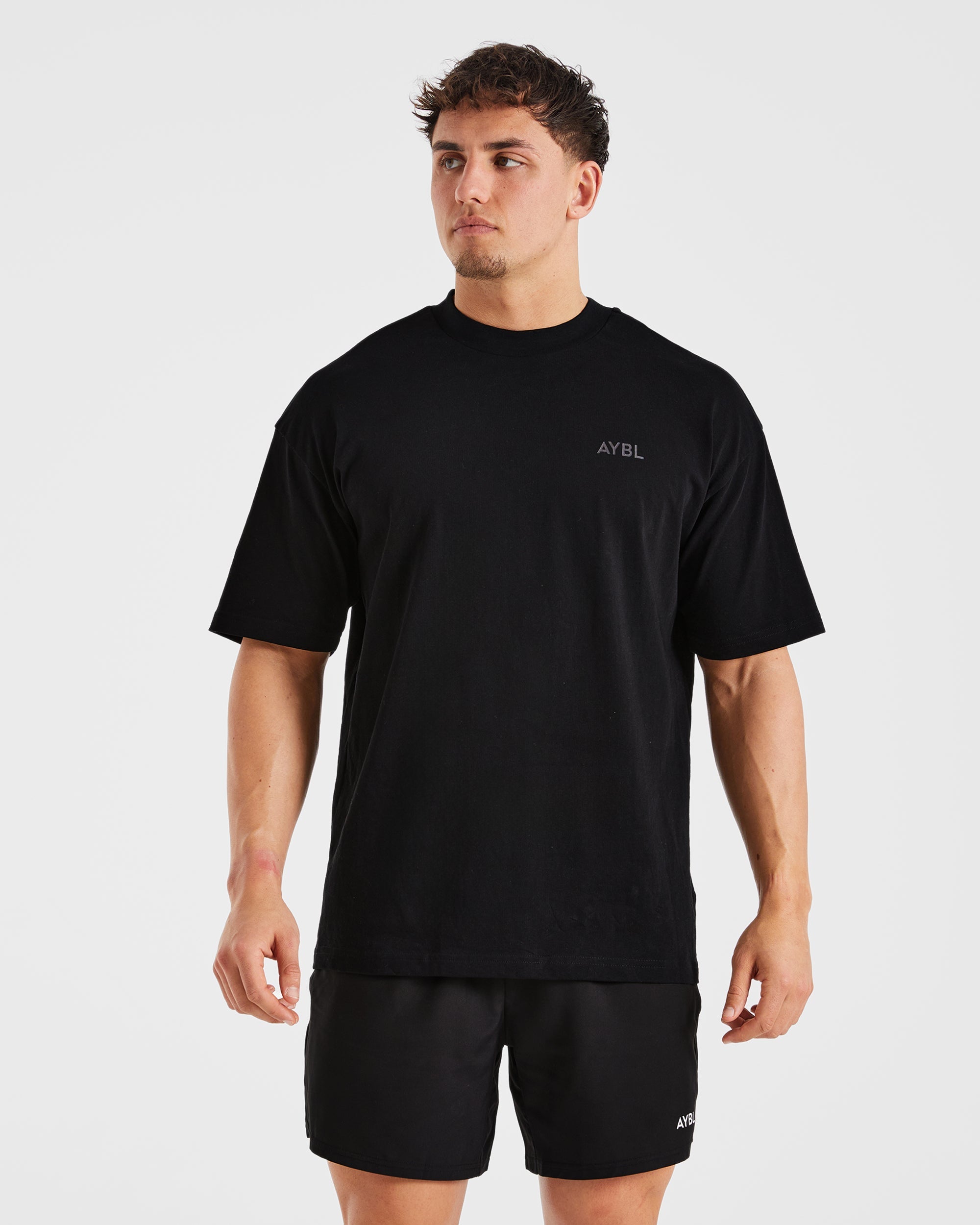 Camiseta Básica Oversized - Negro