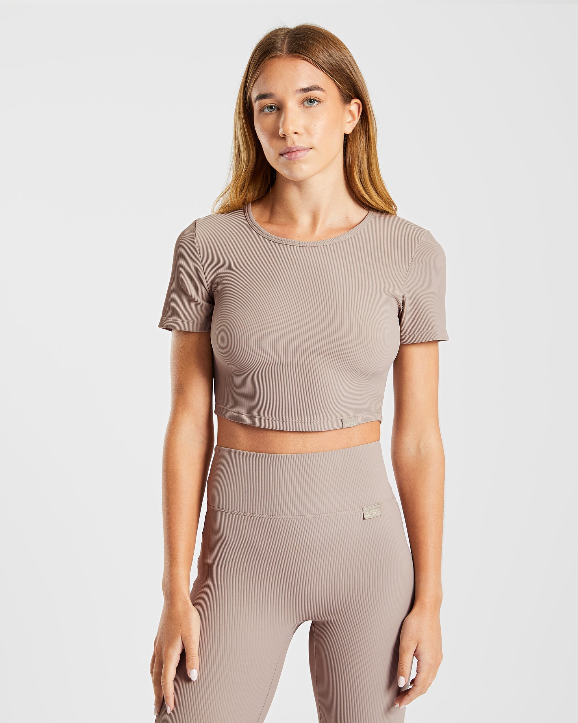 Top Corto Ribeteado Sculpt - Taupe