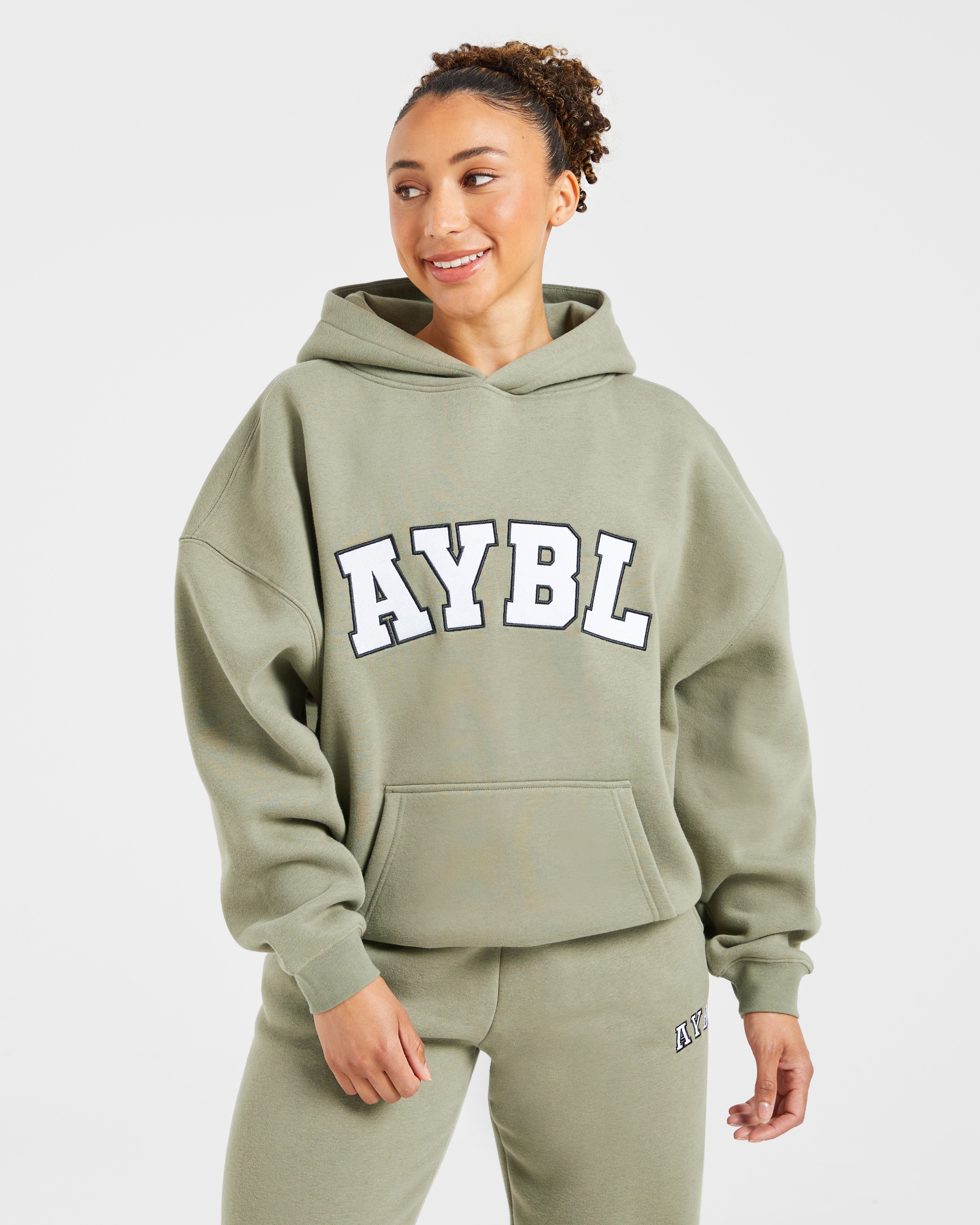 Sudadera Oversized Varsity 2.0 - Oliva Apagado
