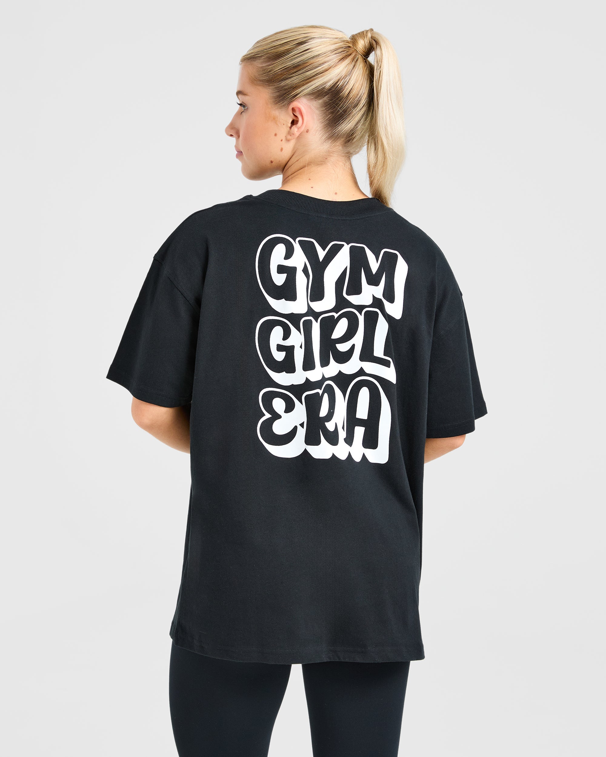 Camiseta Oversized Gym Girl Era - Negro