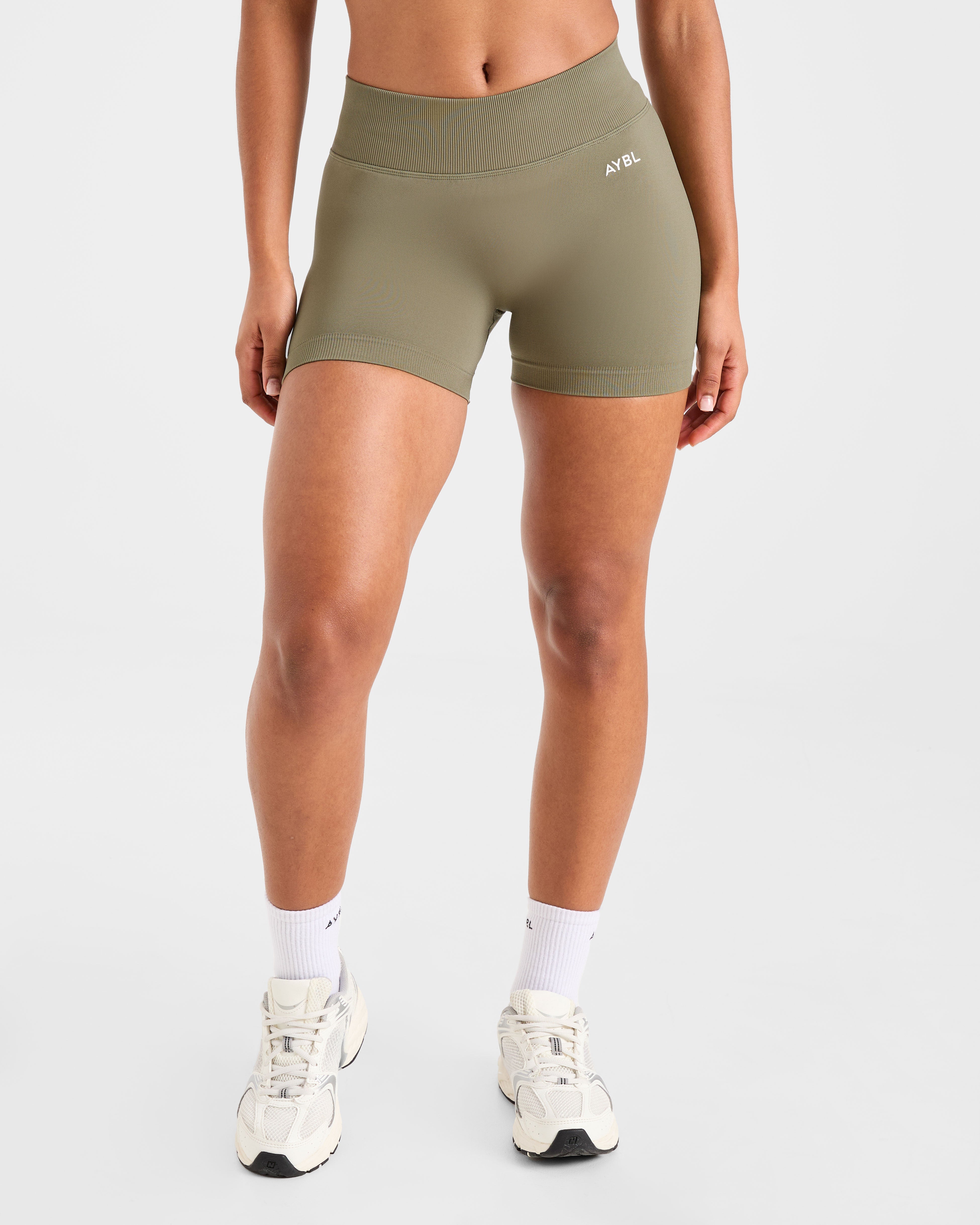 Pantalones cortos sin costuras Adapt | 4,5" - Oliva apagado