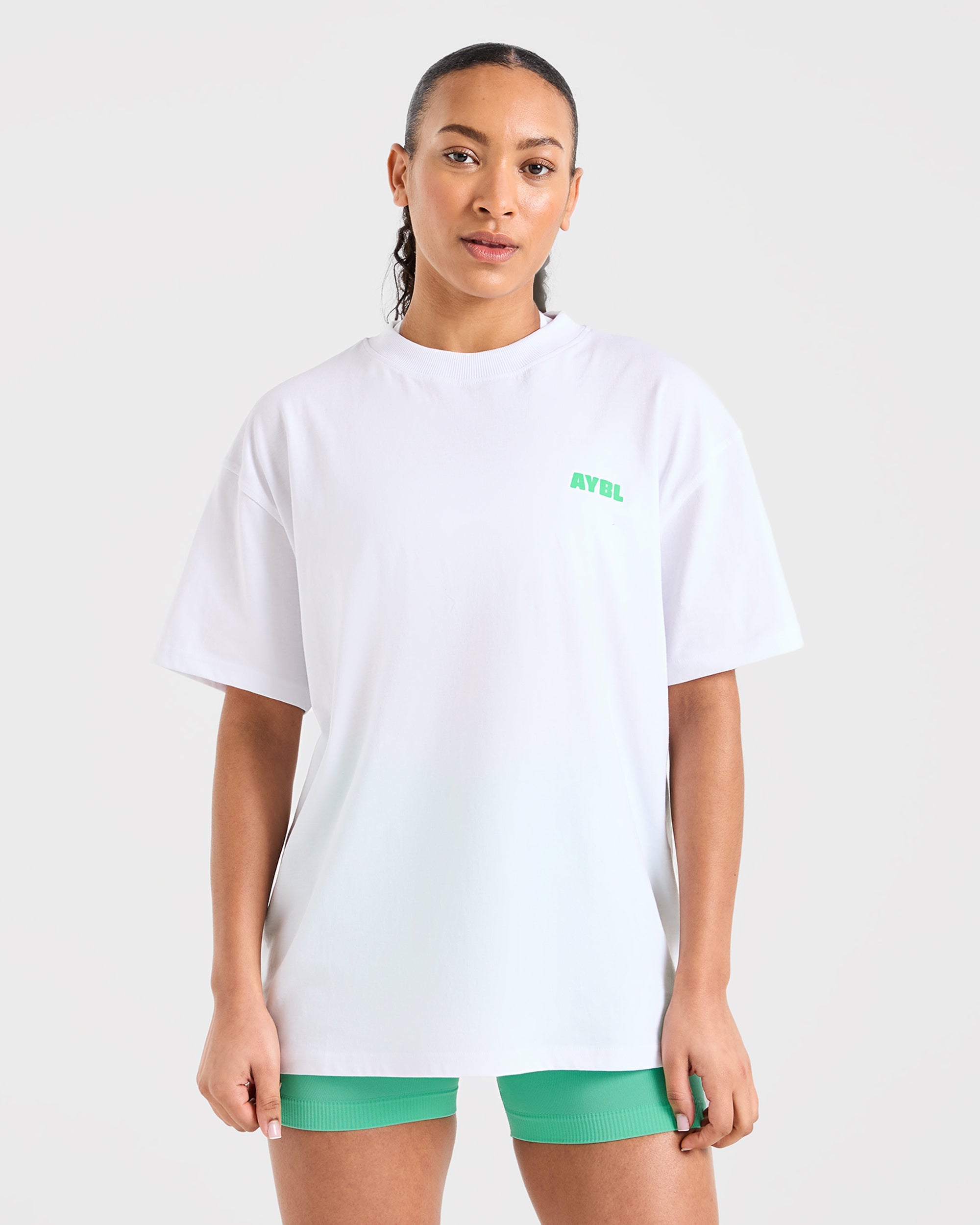Camiseta Oversized con Estampado de Ondas Focalizadas - Blanco/Verde