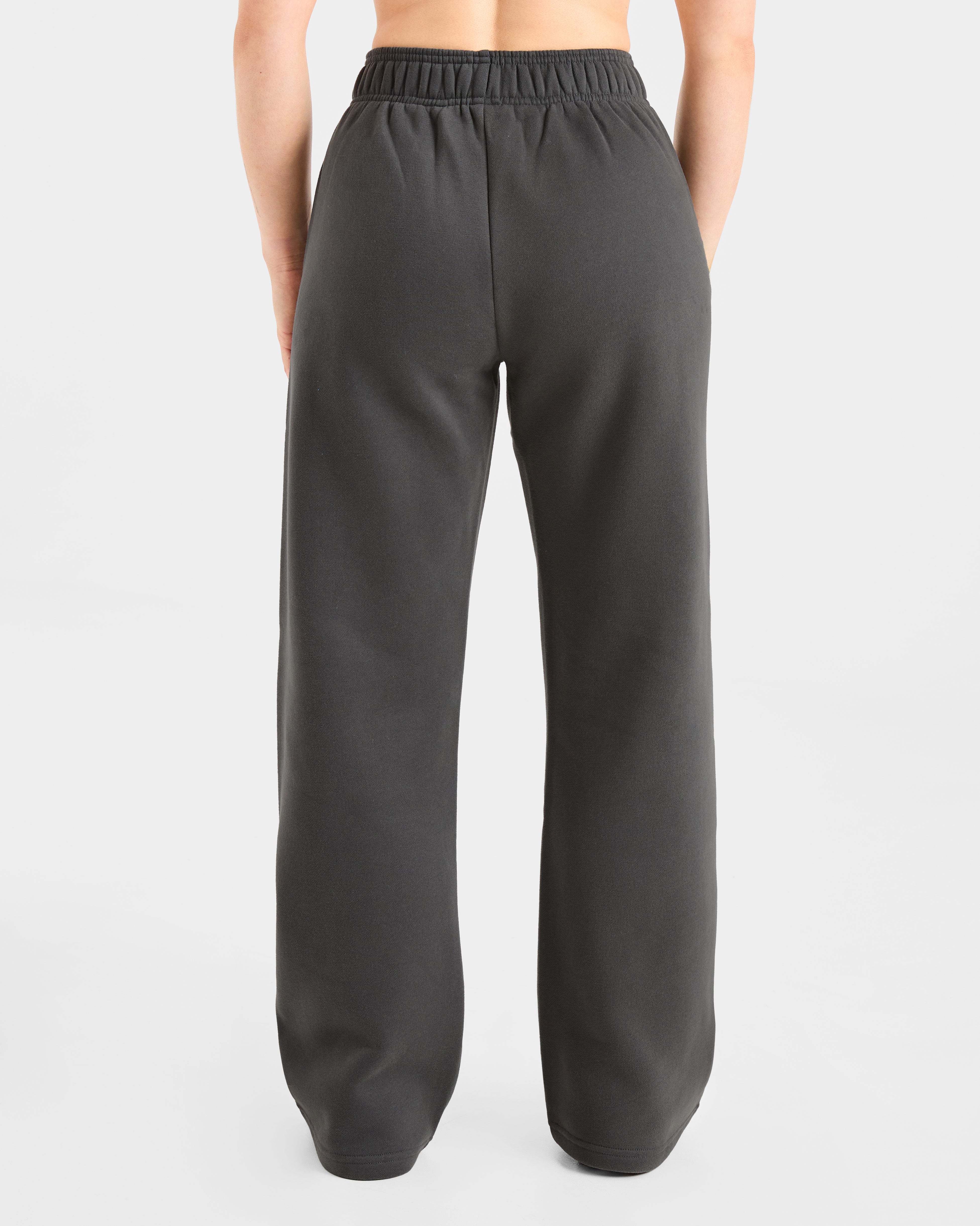 Pantalones Jogger Oversized de AYBL Sports Club - Gris Oscuro/Amarillo