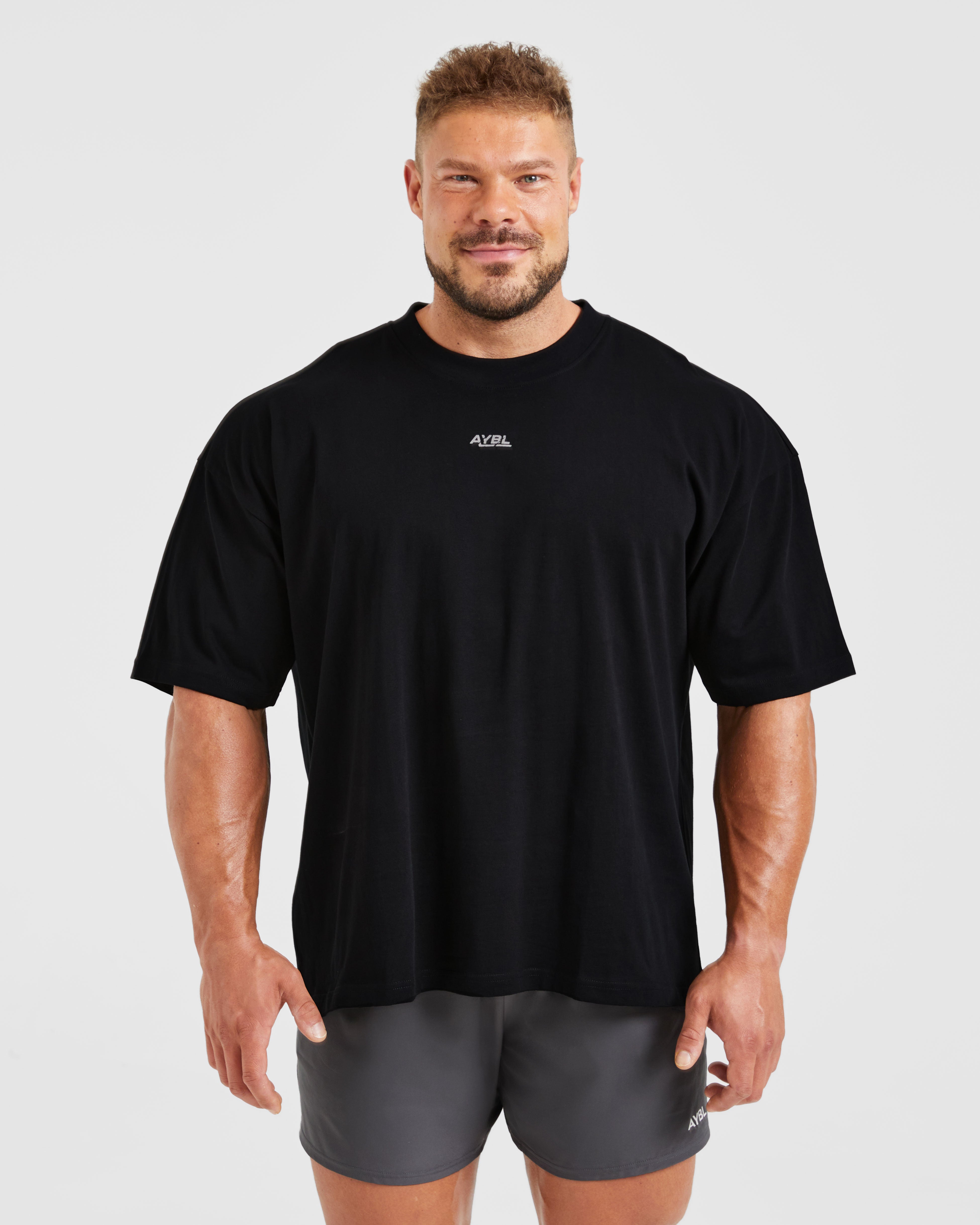 Camiseta Oversized Wesley Vissers X Jacked Reacher - Negro