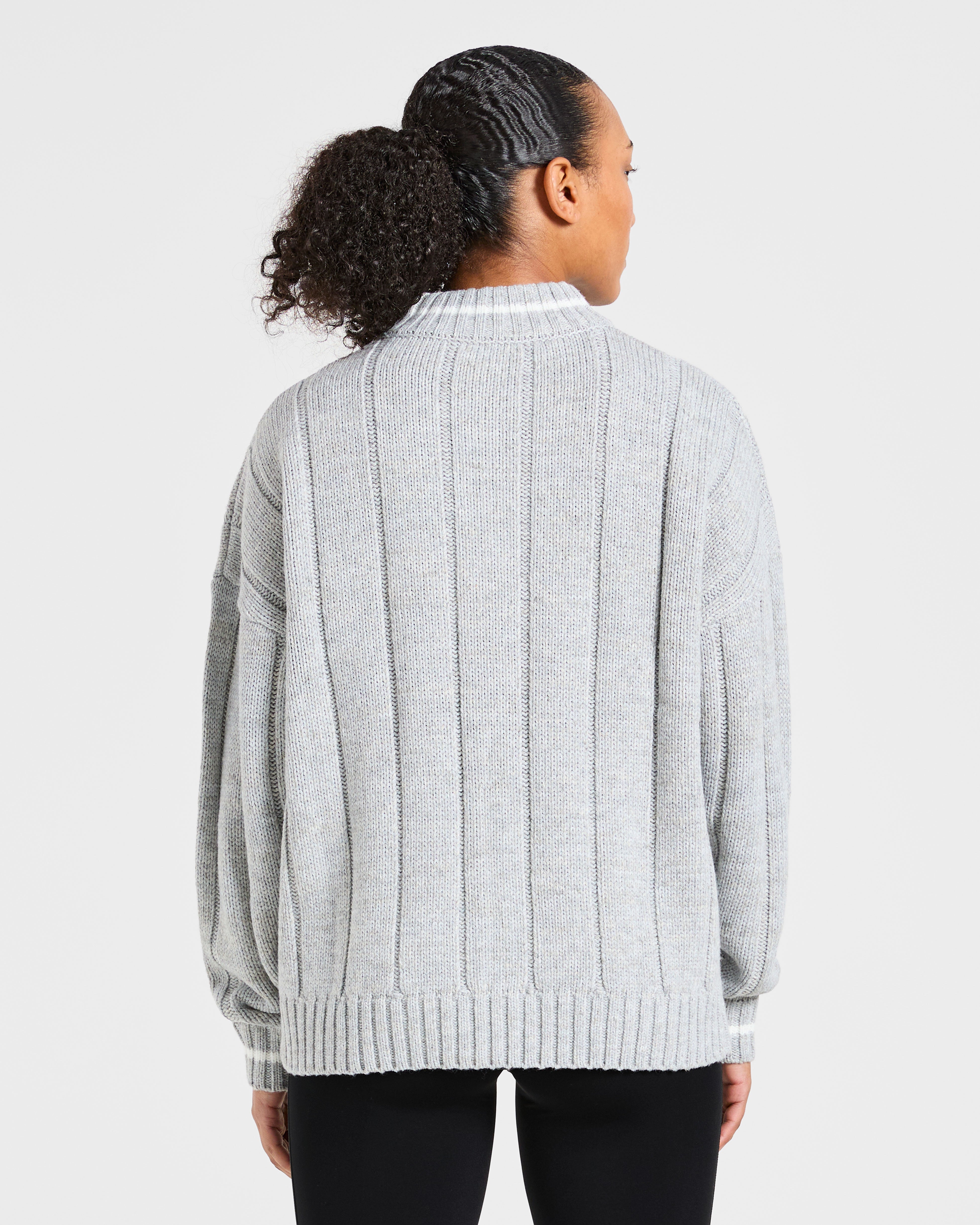 Athletics Oversized Knitted 1/4 Zip - Gris Marfil