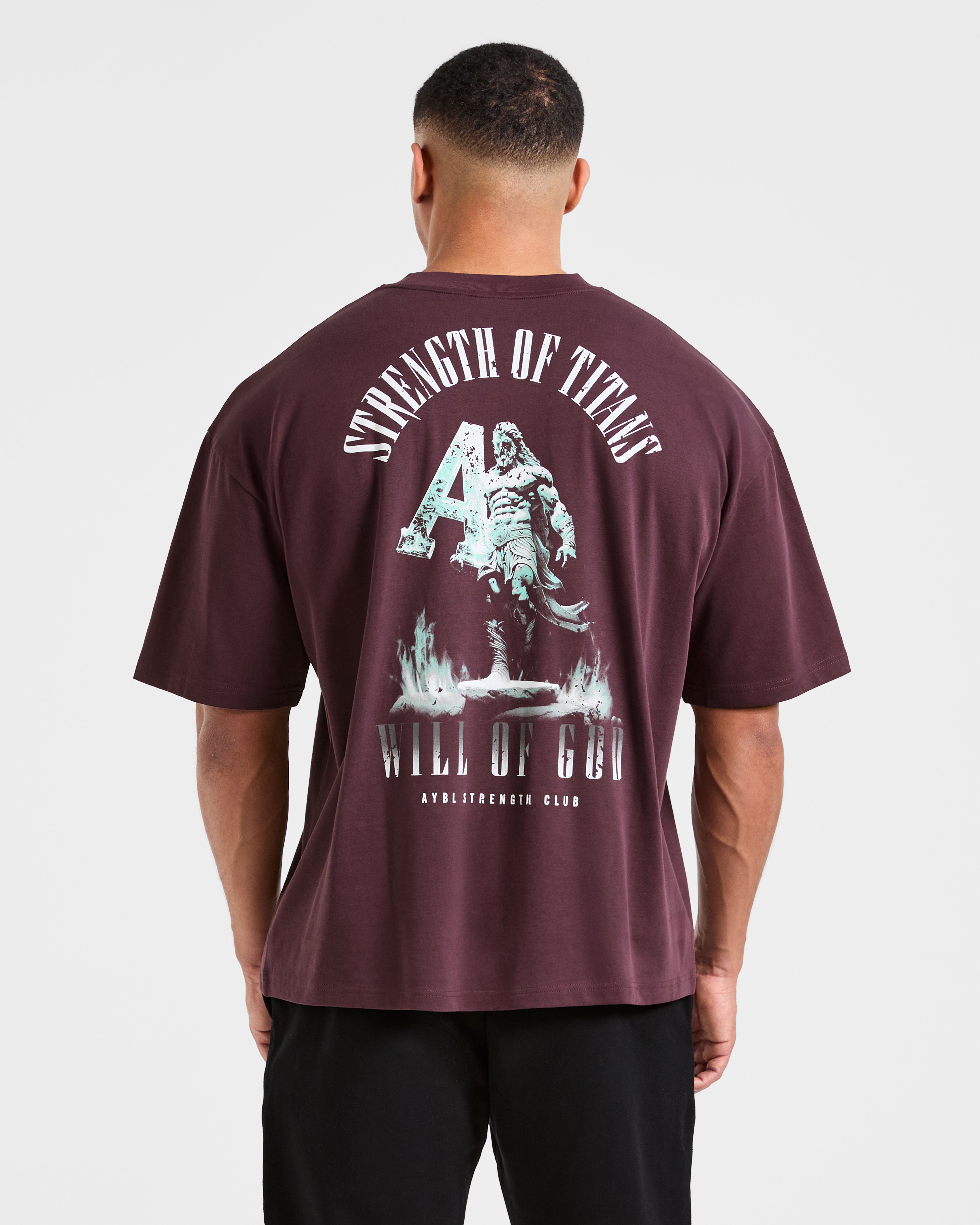 Camiseta Oversized Strength of Titans - Berry Humo