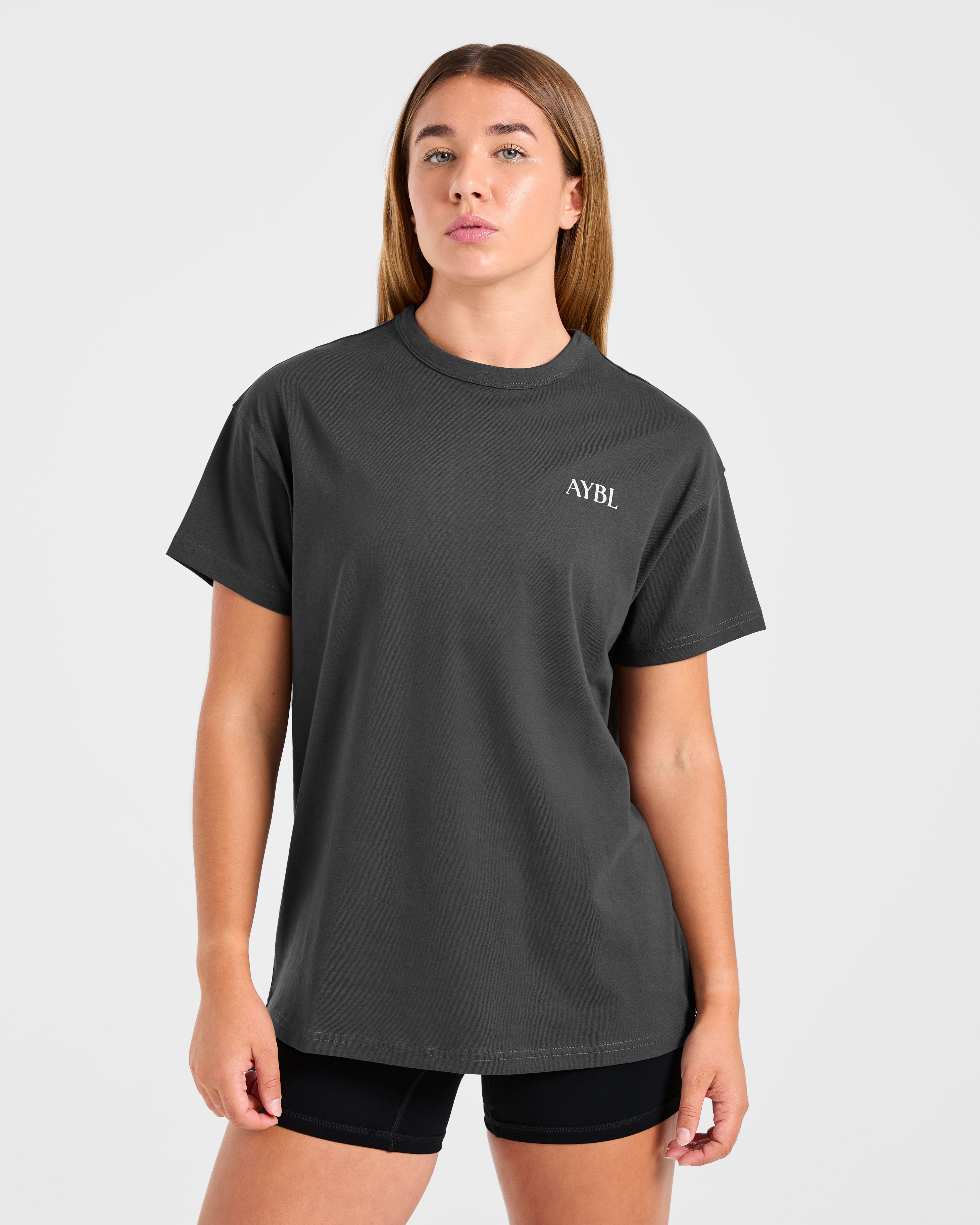 Camiseta Oversized del Club de Atletismo - Gris Oscuro