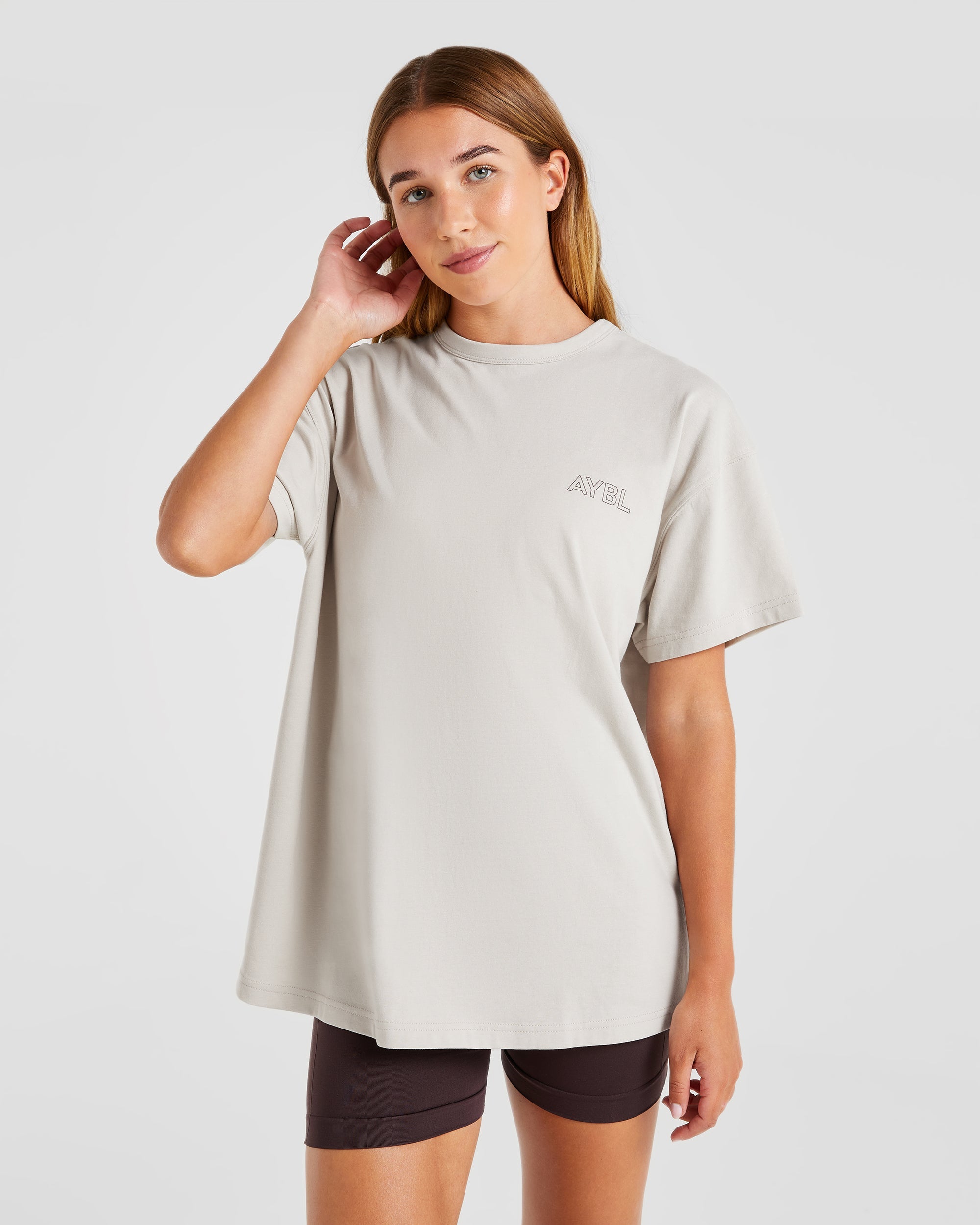 Camiseta Oversized AYBL Athletics - Beige