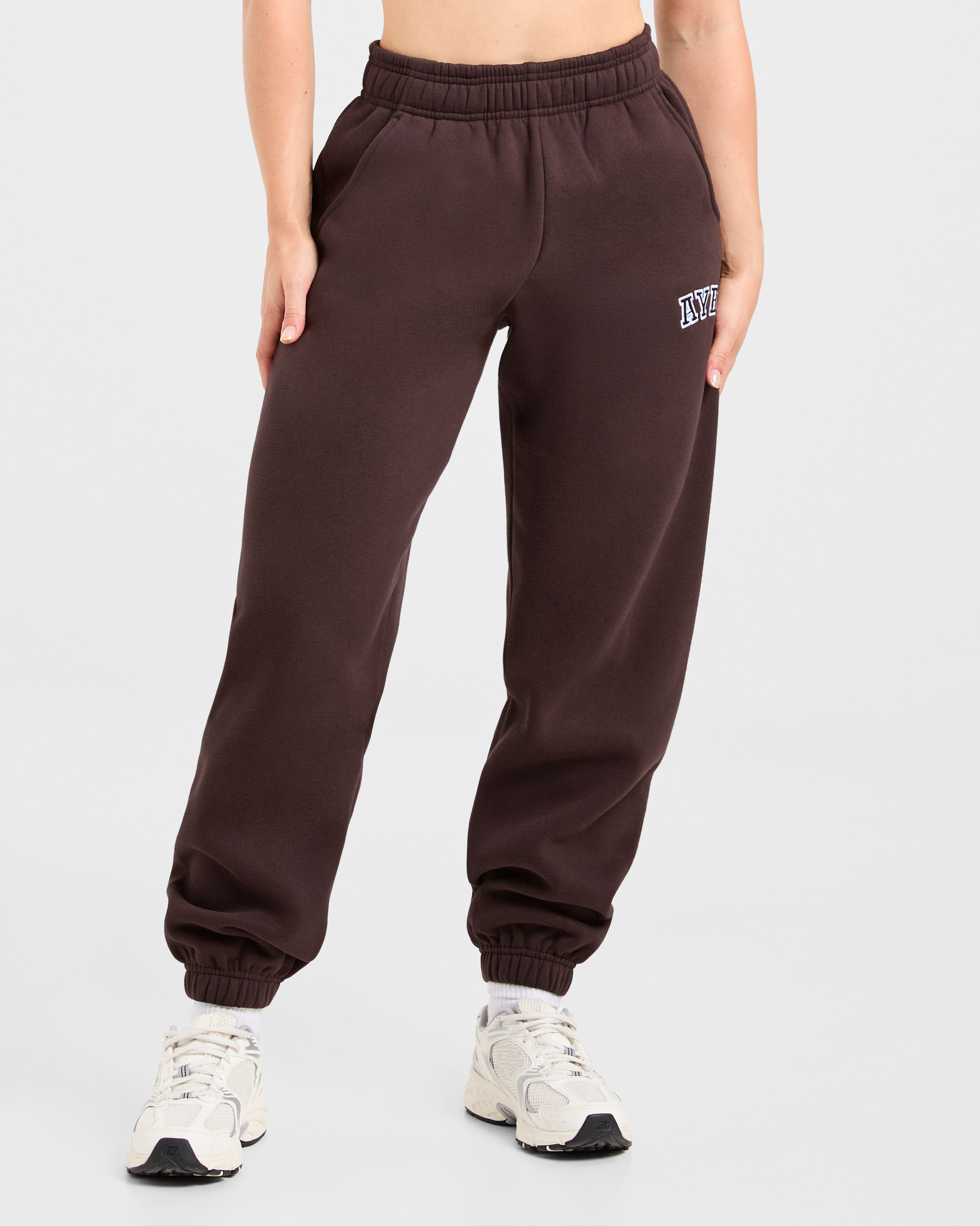 Pantalones Jogger Oversized Varsity 2.0 - Marrón Cacao