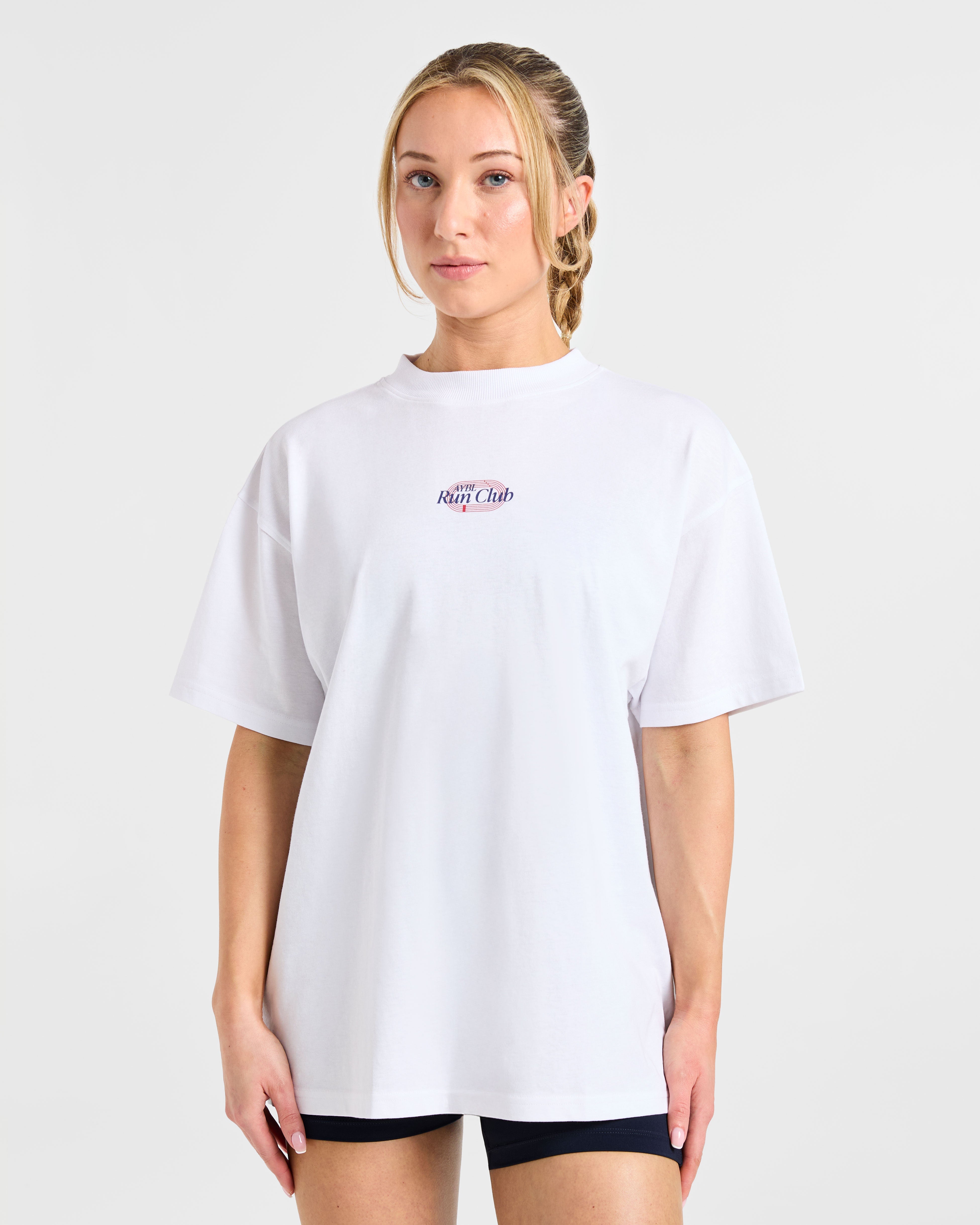 Camiseta Oversized Run Club - Blanco