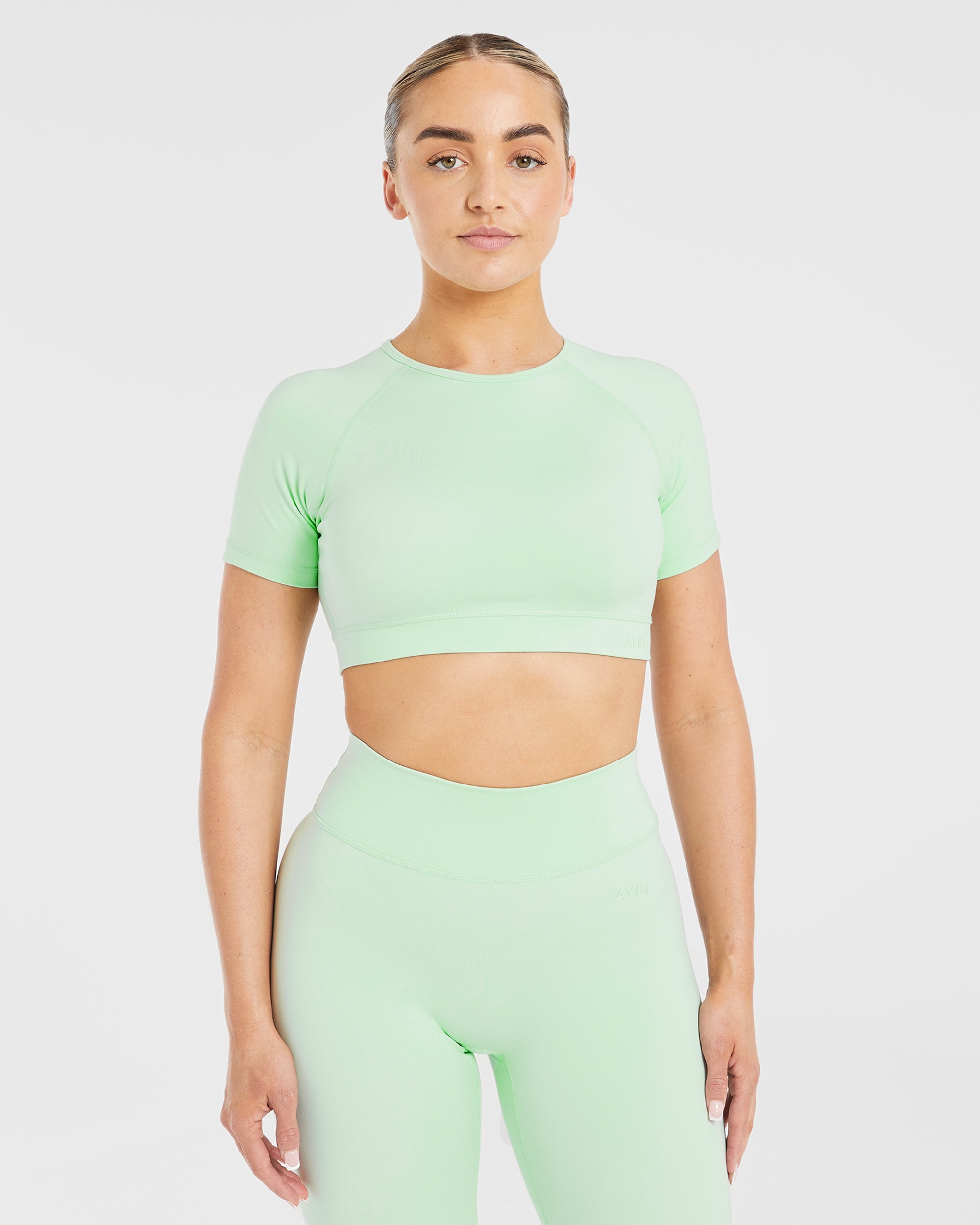 Top Corto Staple - Verde Menta