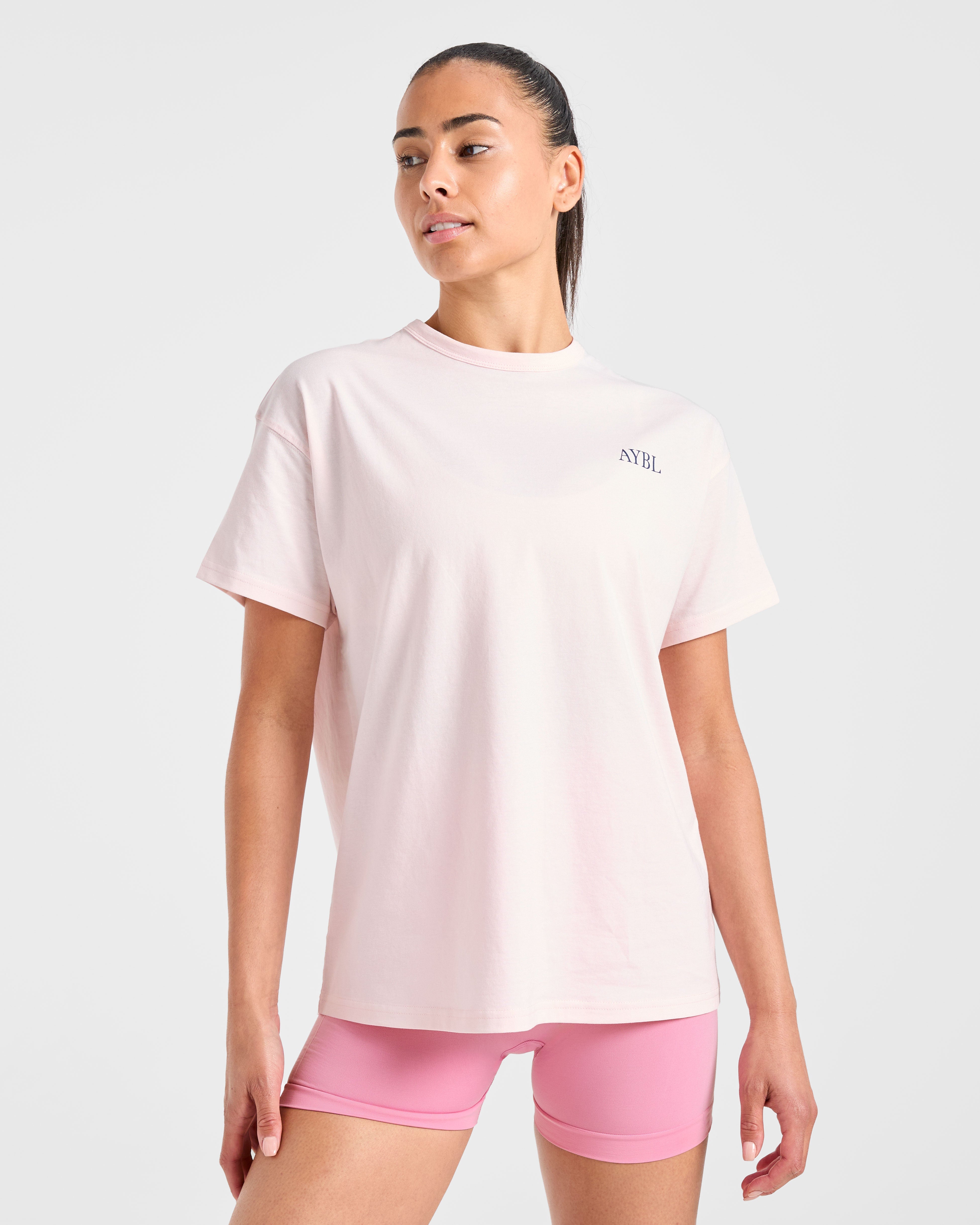 Camiseta Oversized con Estilo de Club Deportivo AYBL - Rosa