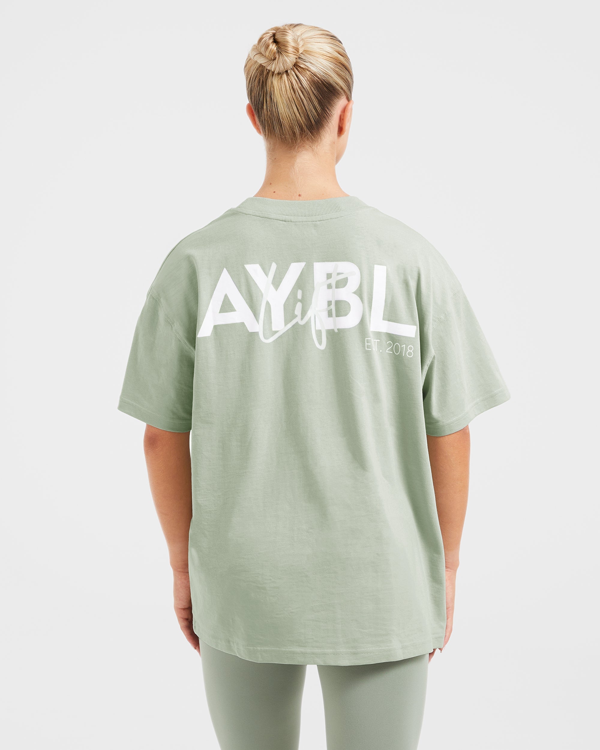 Camiseta Oversized con Estampado Lift - Sage Claro