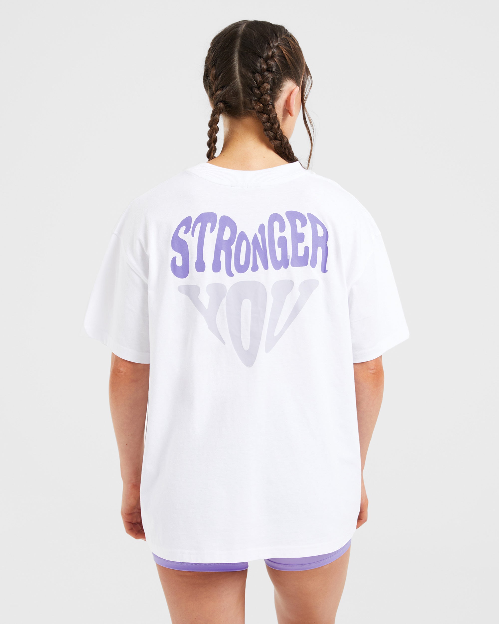 Camiseta Oversized Stronger You - Blanco/Púrpura