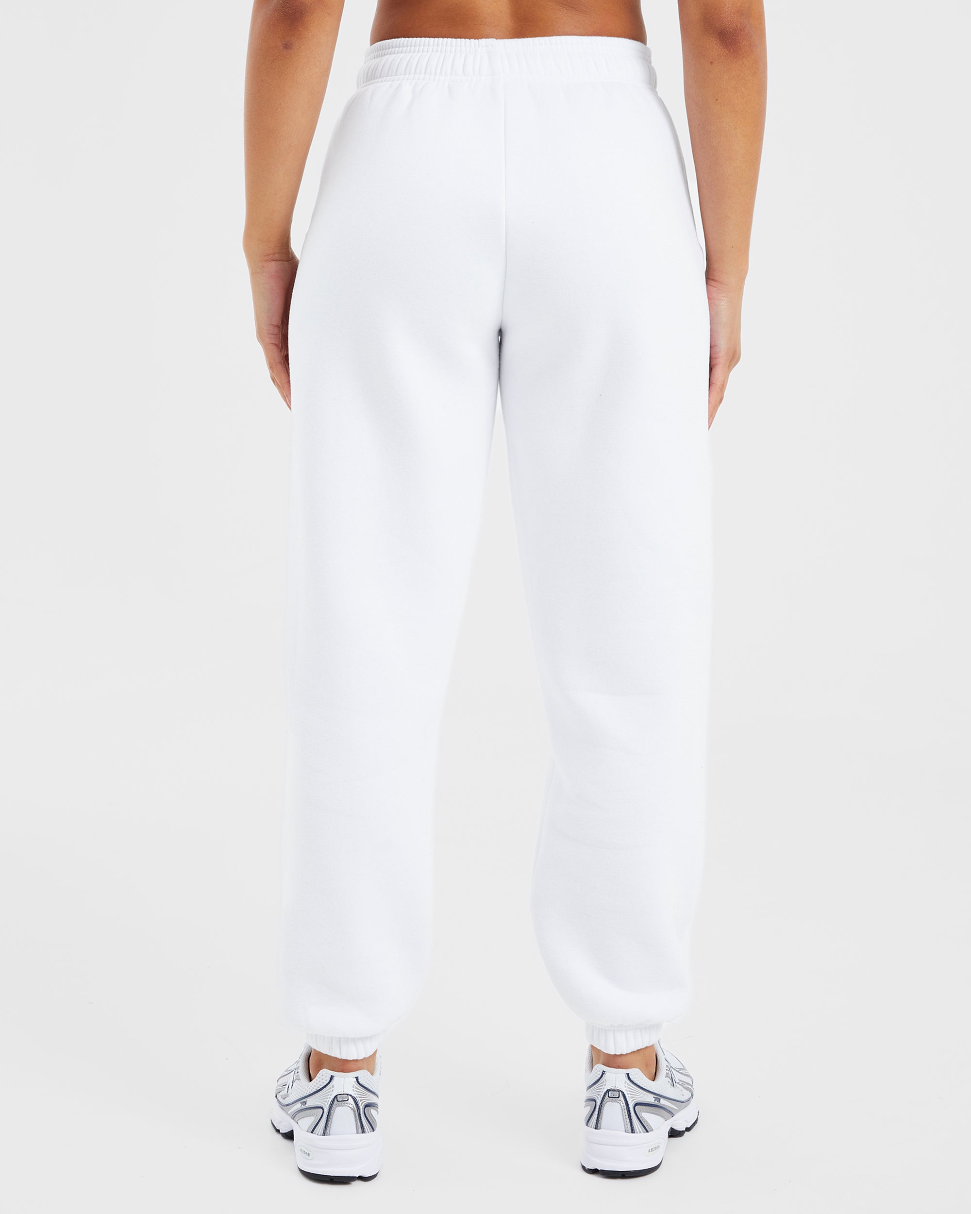 Pantalones Jogger Oversized de AYBL Sports Club - Blanco
