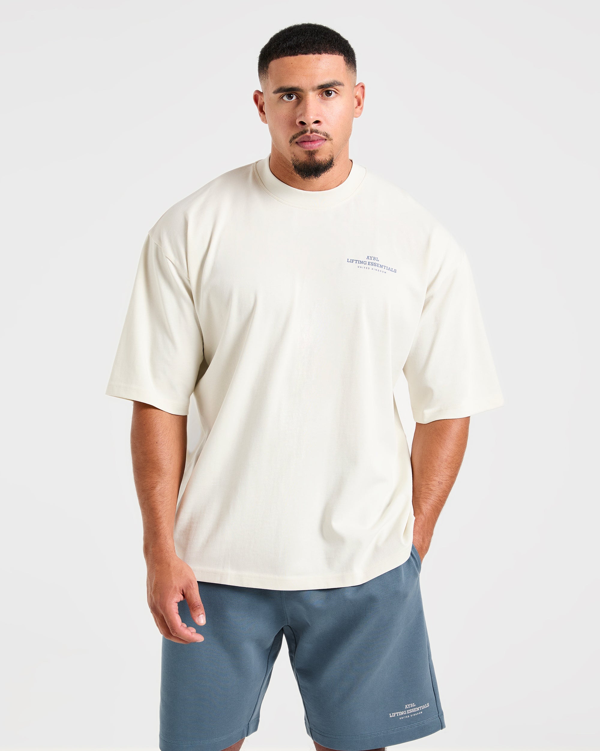 Camiseta Oversized Essentials Apex - Blanco