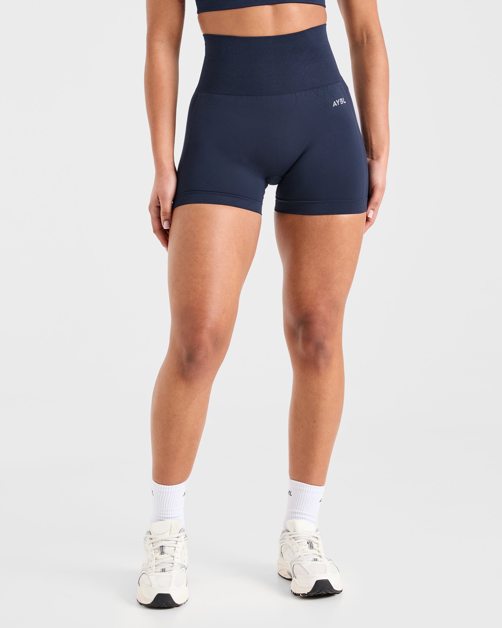 Empower Seamless Shorts - Azul marino