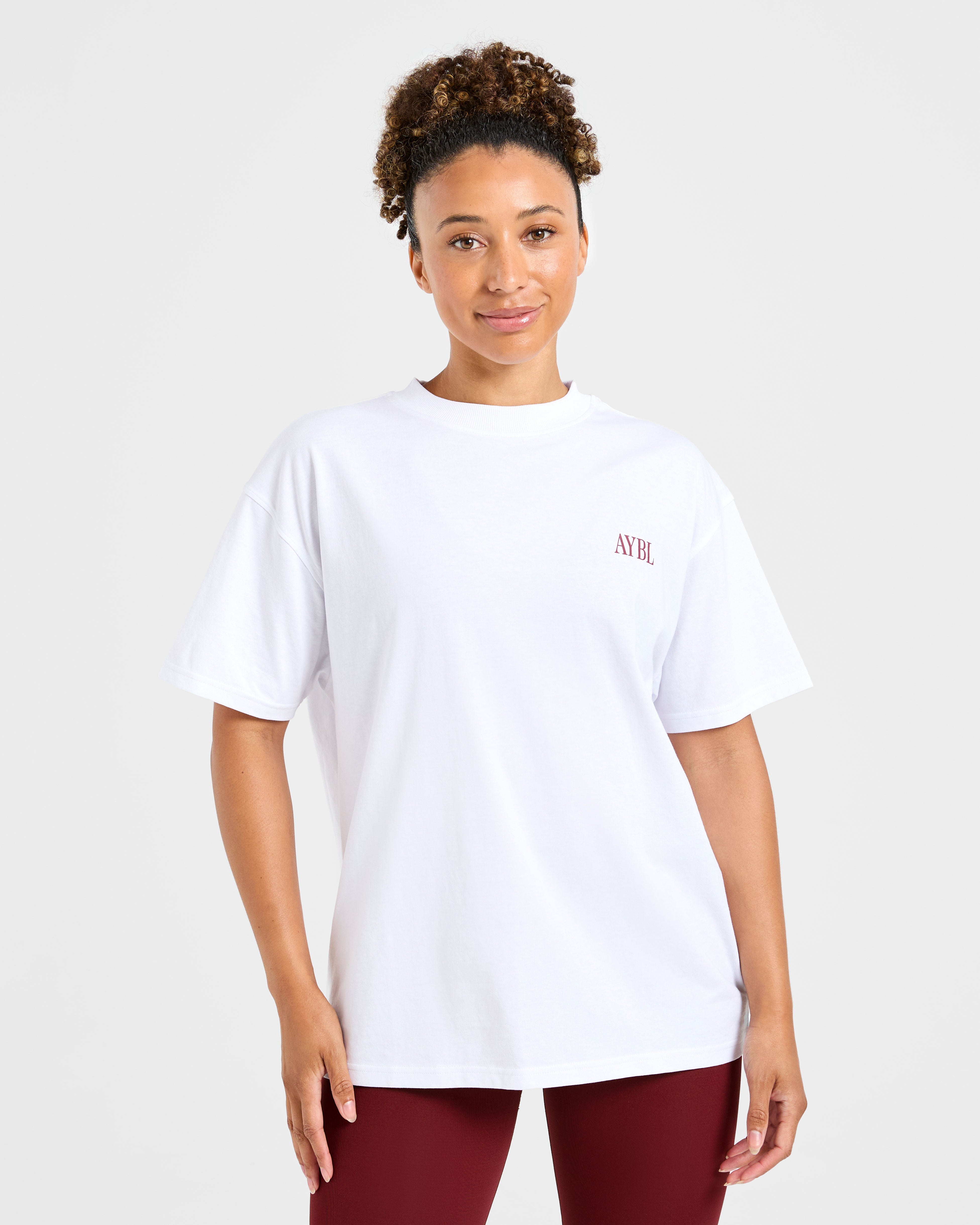 Camiseta Oversized Strength Studio AYBL - Blanco